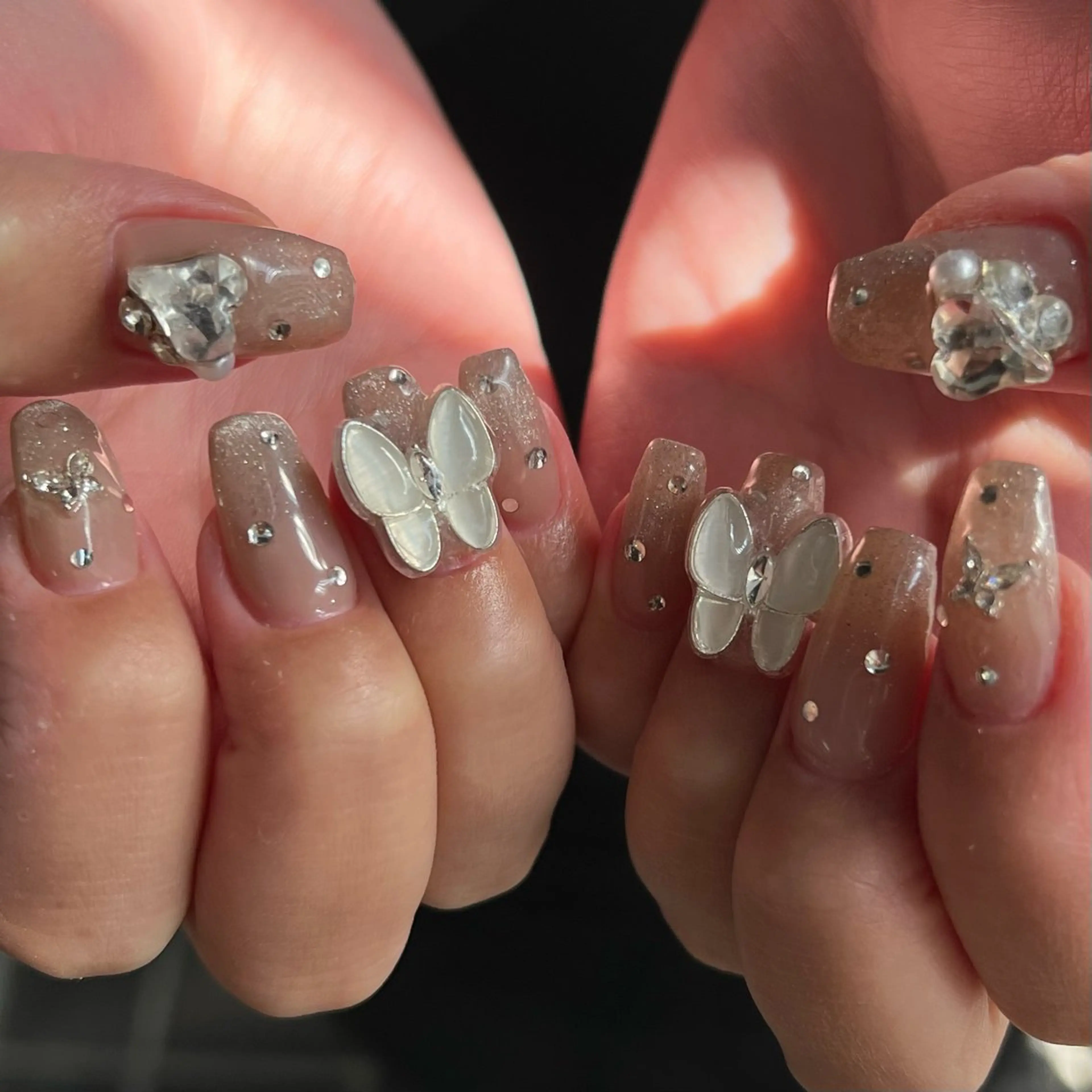 ネイル ハンドネイル Hata nail 🎀個性派ニュアンスのネイルデザイン