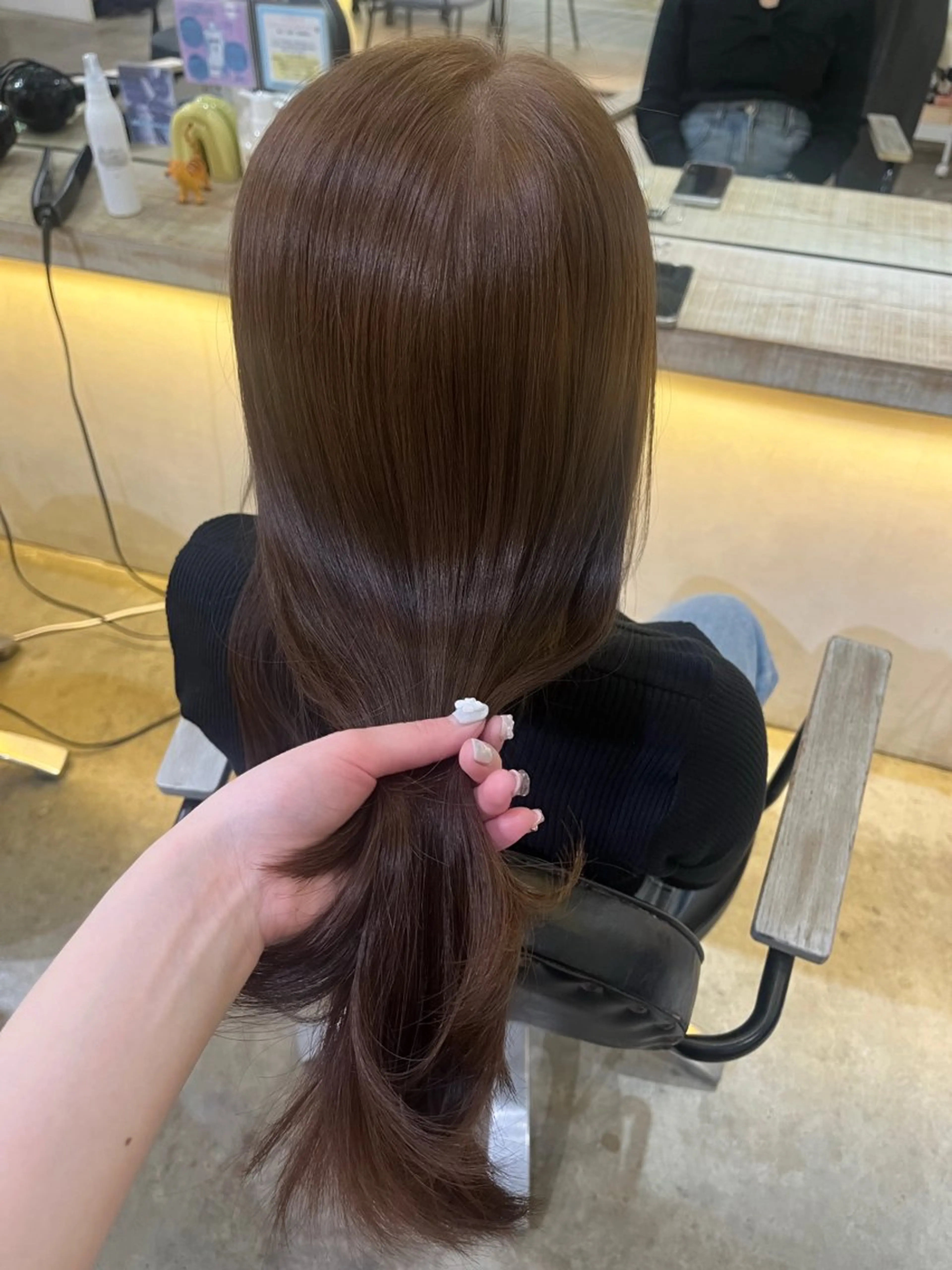 ミディアム カット ヘアカラー トリートメント 顔まわりカット/ 艶感カラー/sikiのヘアスタイル