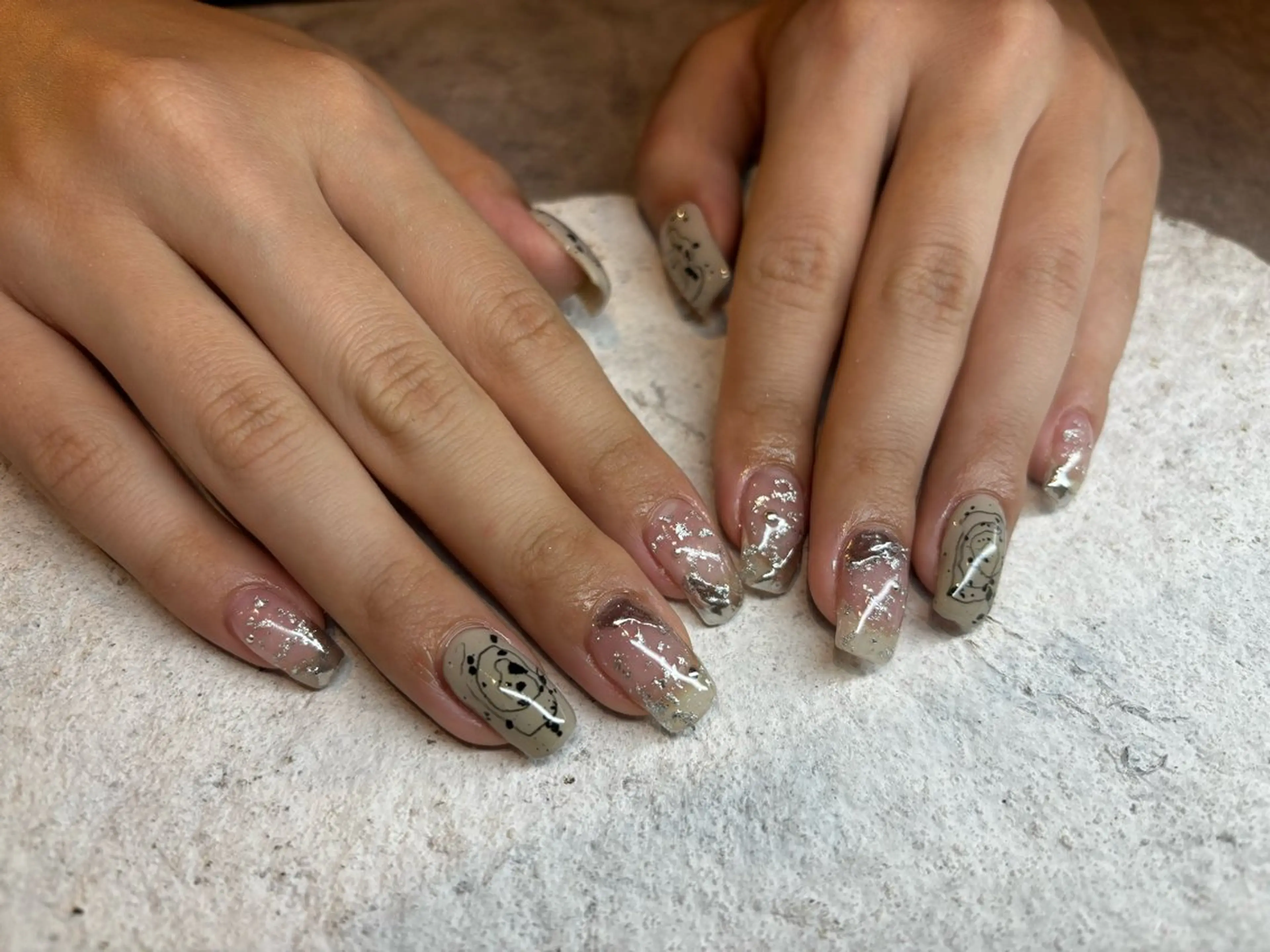 ネイル アートネイル ニュアンスネイル HONOKA W 【深江橋店】のネイルデザイン