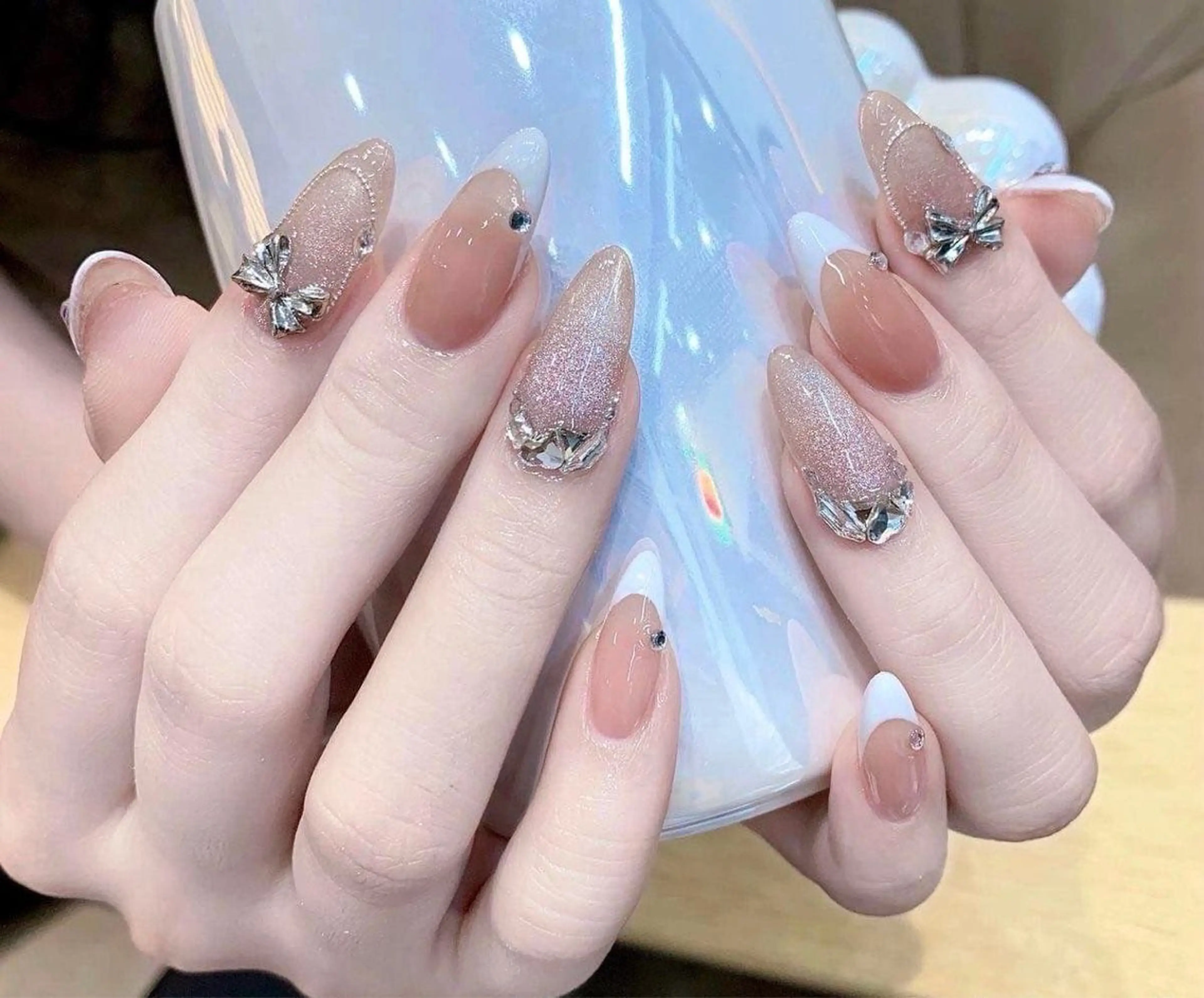 ネイル アートネイル オーロラネイル ブルー チークネイル フットネイル ハンドネイル NICY NAIL所属・NICY NAIL 池袋のネイルデザイン