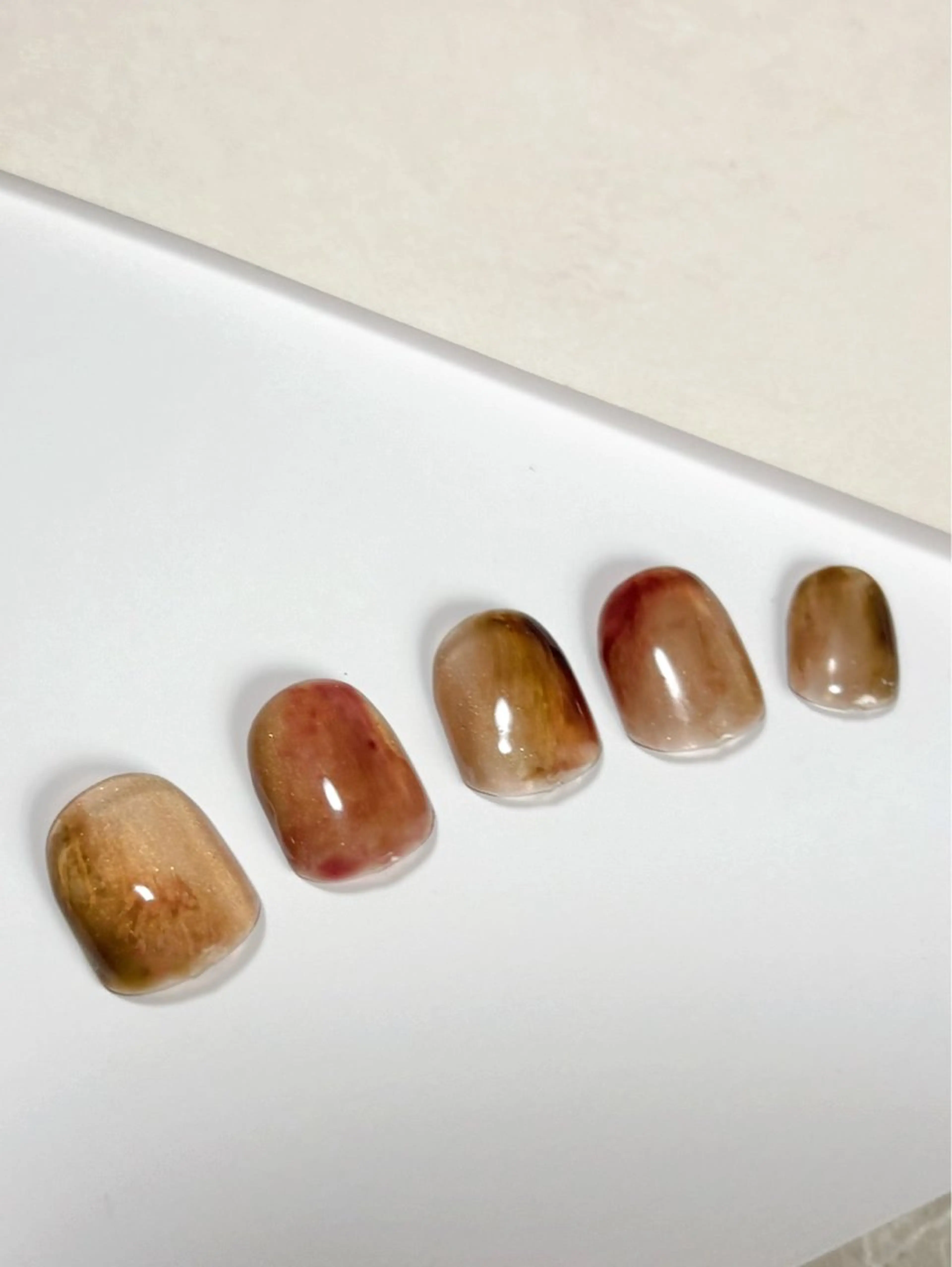 ネイル マグネットネイル ハンドネイル 茂野 恵のネイルデザイン