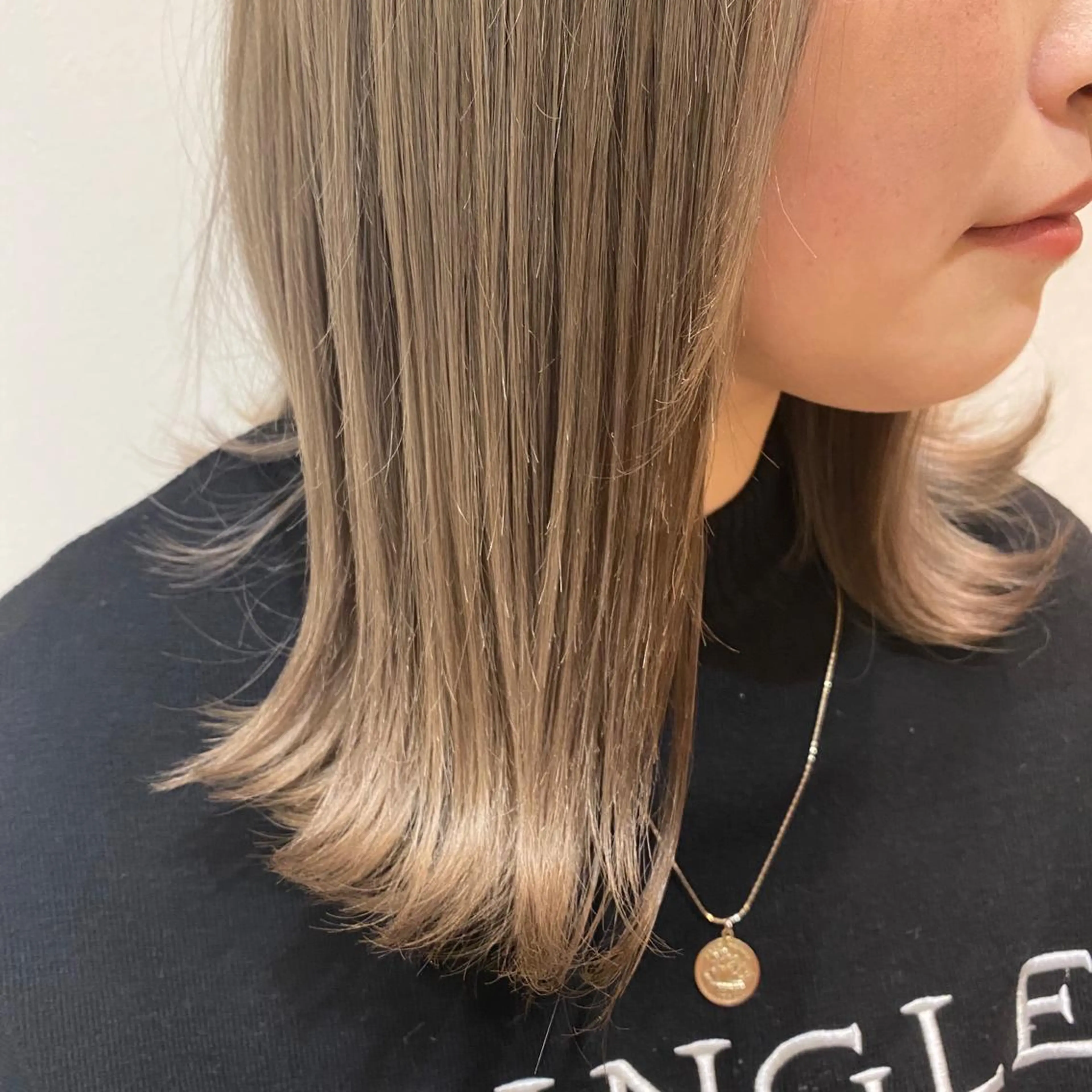 ミディアム ✨10000円以内で 叶う艶髪✨のヘアスタイル