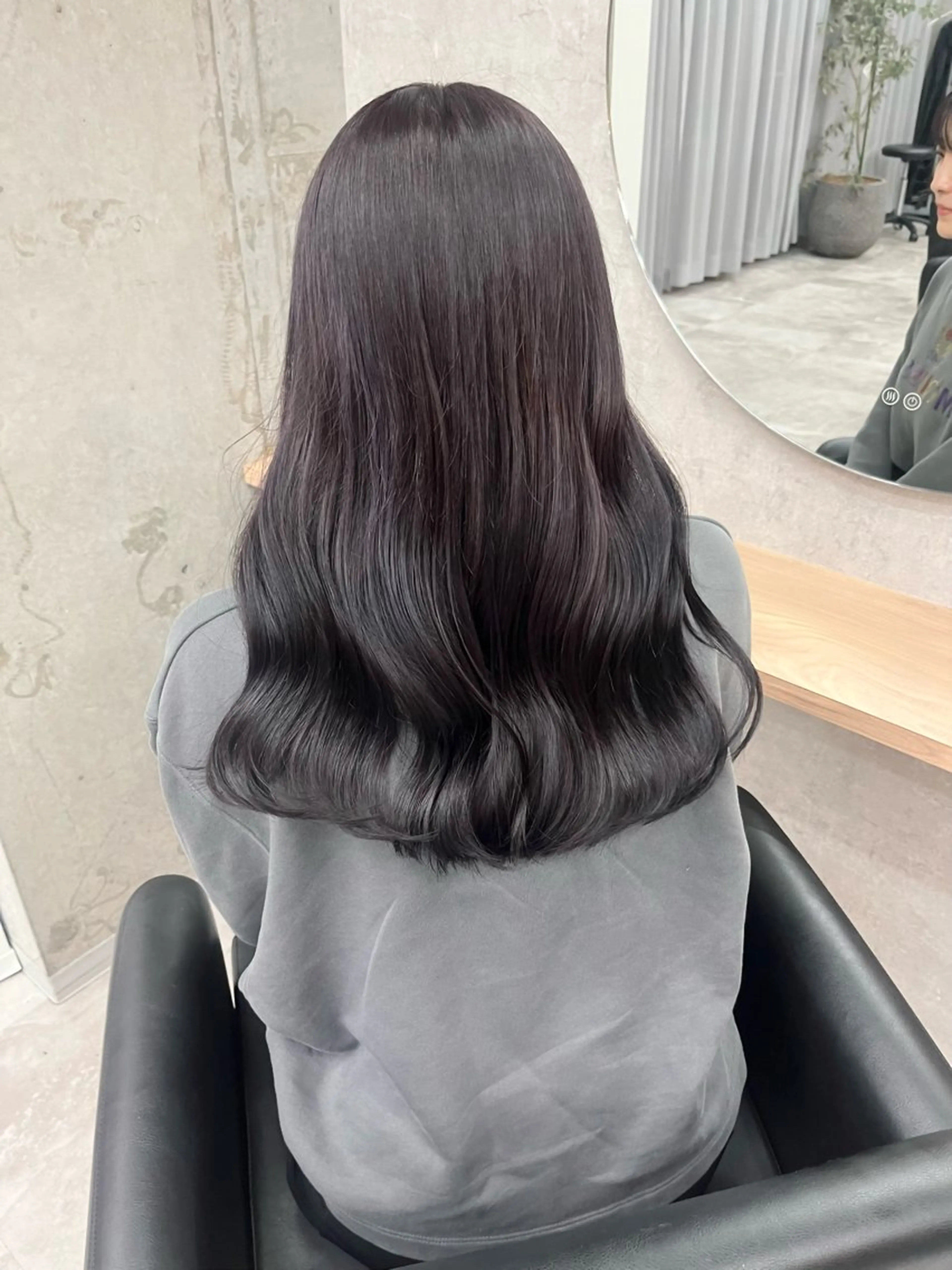 ロング カラー ブラウンカラー 透明感カラー ラベンダーカラー 梅田/ブリーチなし 透明感カラー/Yuiのヘアスタイル