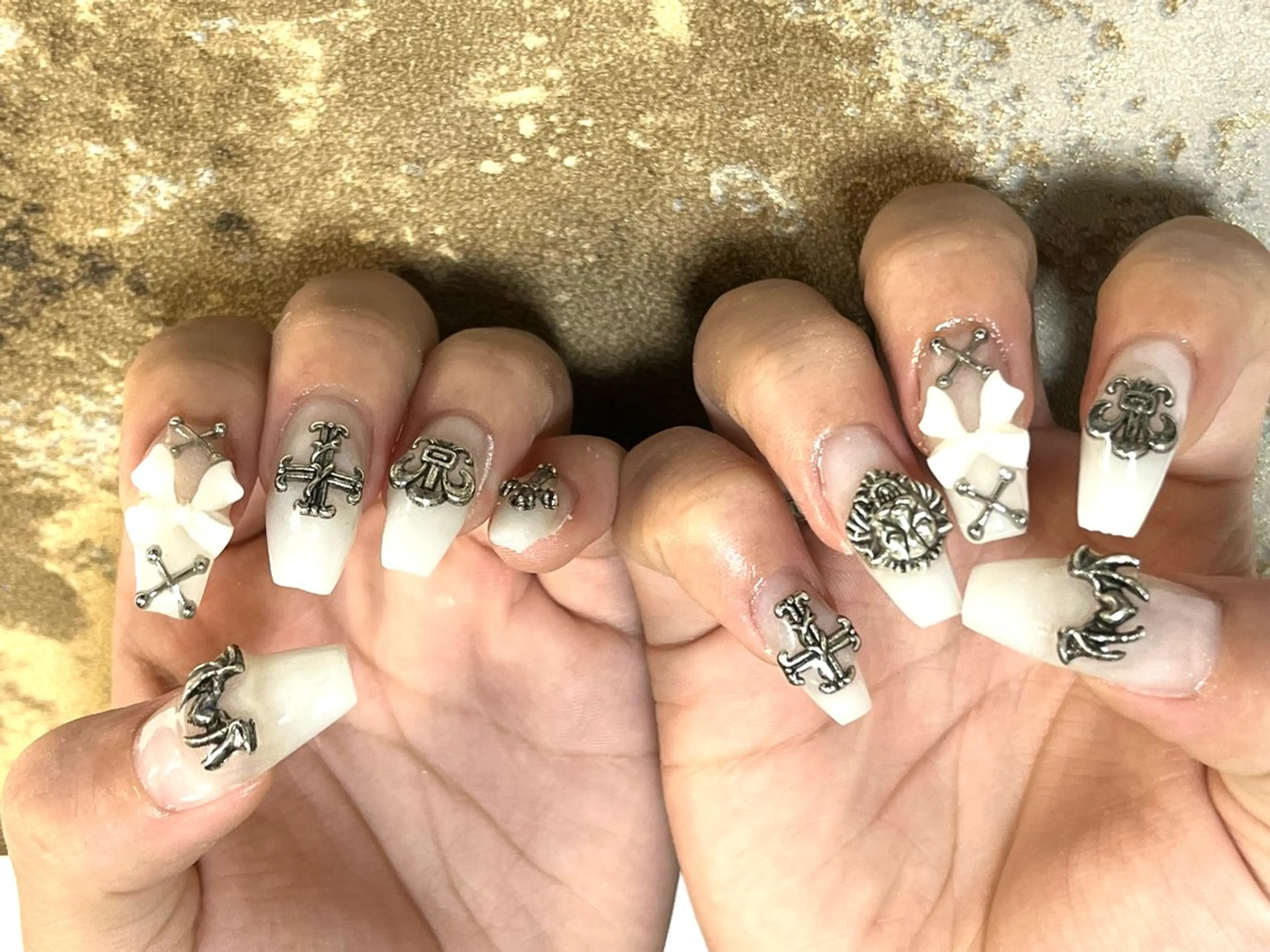 ネイル plaisir所属・plaisir プレジールネイルのネイルデザイン