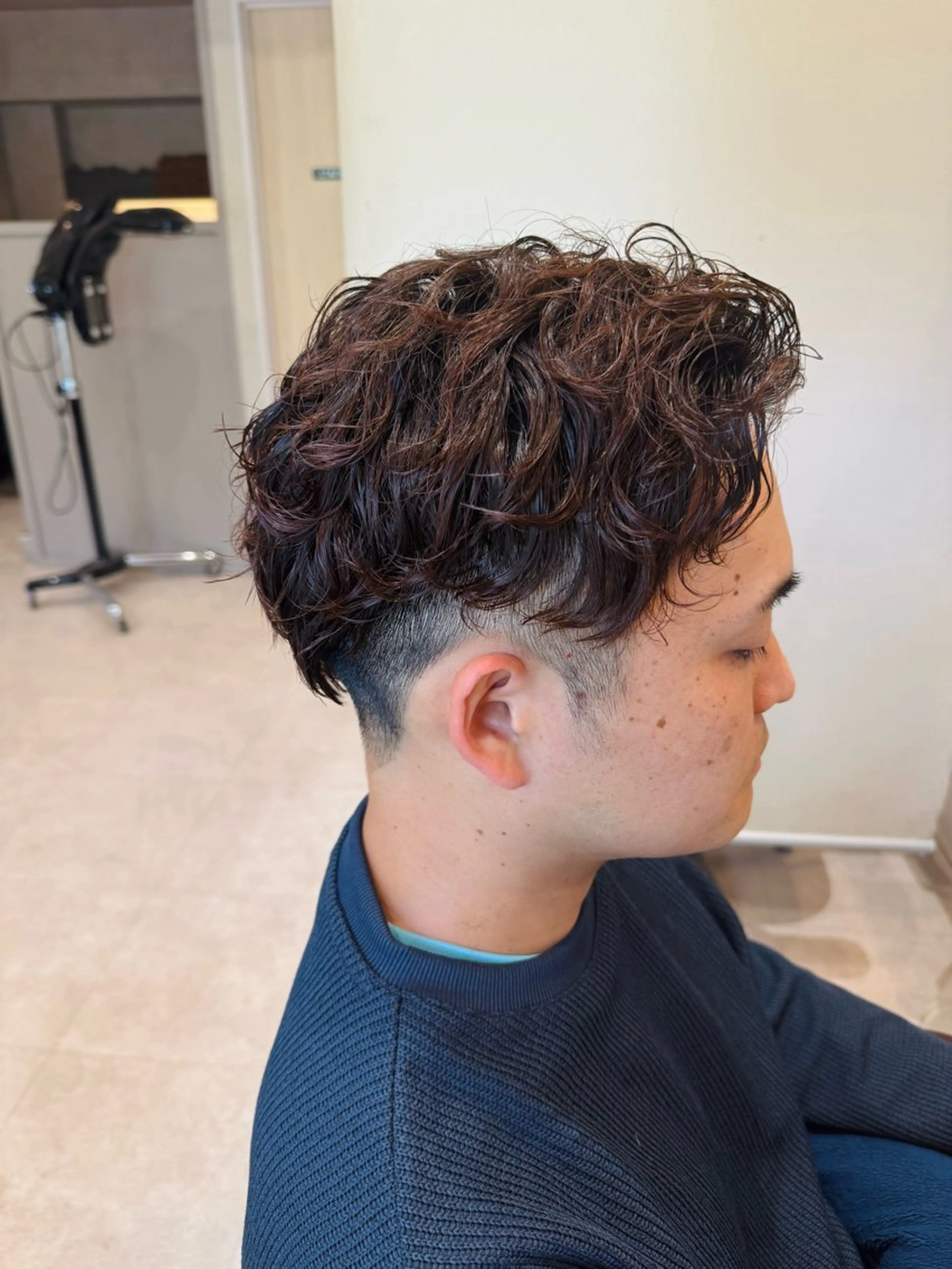 パーマ メンズ メンズパーマ スパイラルパーマ カット パーマ Erika [Simple]のヘアスタイル
