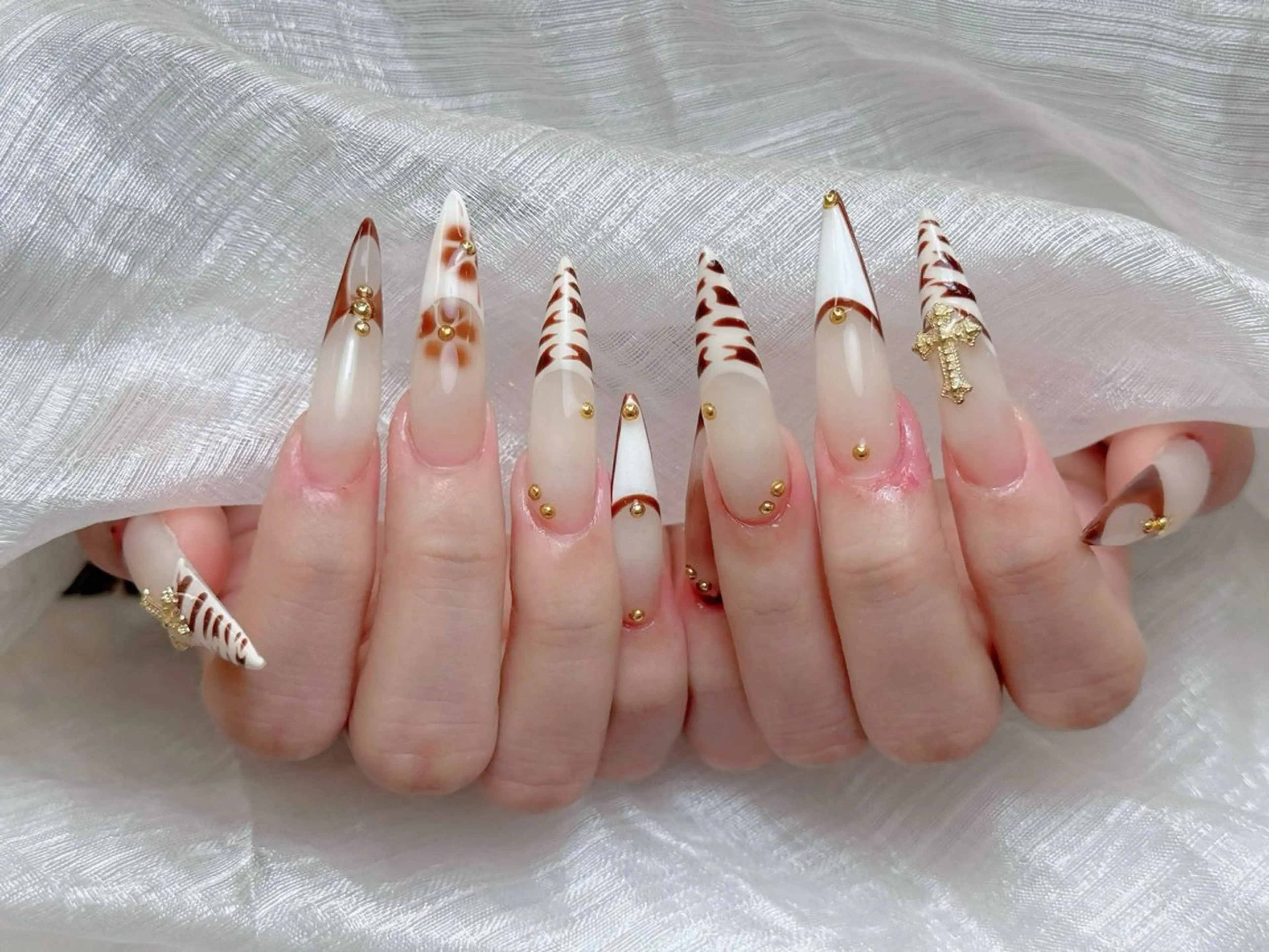 ネイル アートネイル ジェルネイル ネイルチップ ハンドネイル Jenn Nail Salonのネイルデザイン