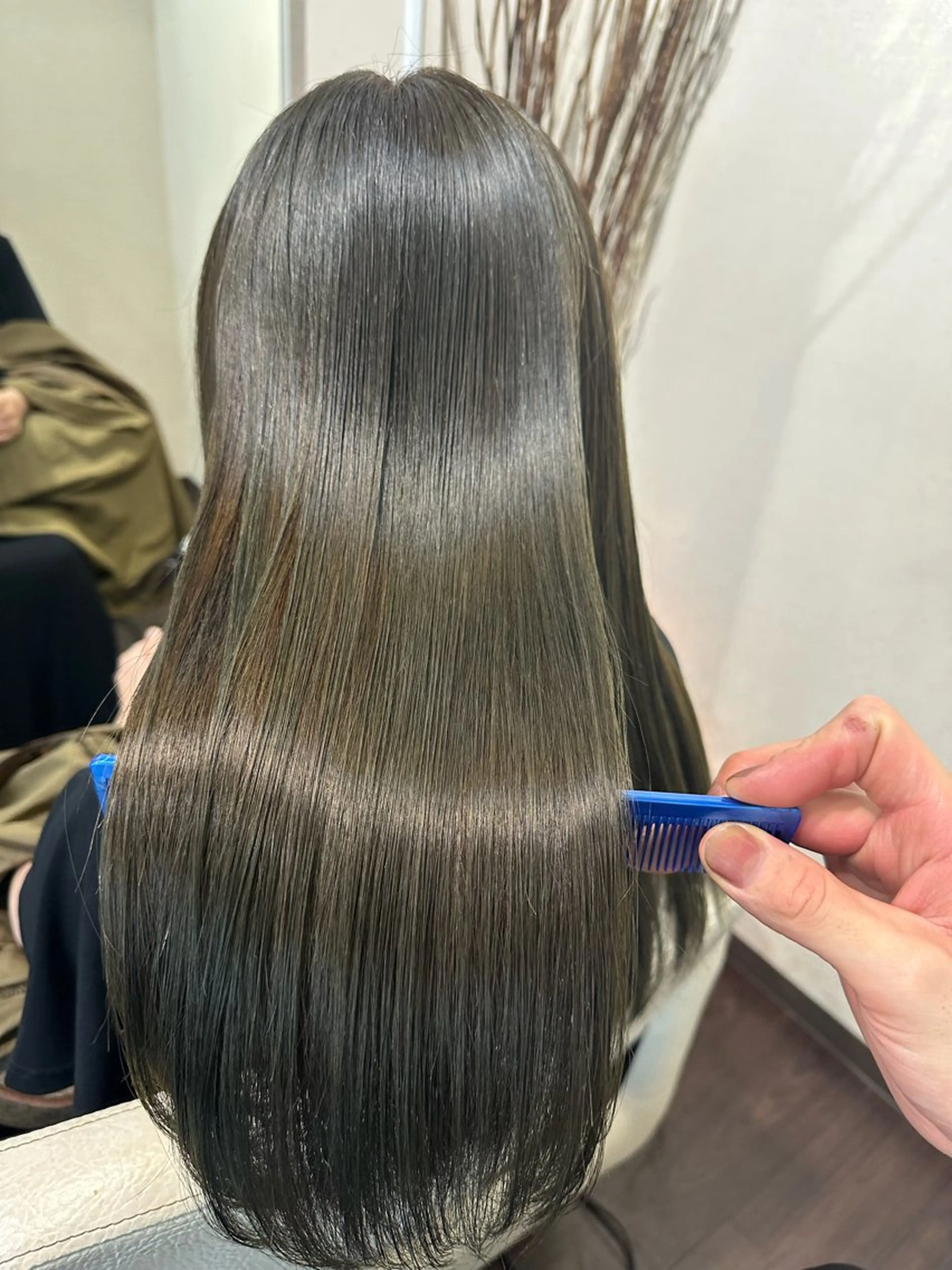 セミロング カラー カット ヘアカラー トリートメント ヘッドスパ youres hair 東口店所属・🌸ULTOWA🌸 髪質改善/縮毛/店長のヘアスタイル