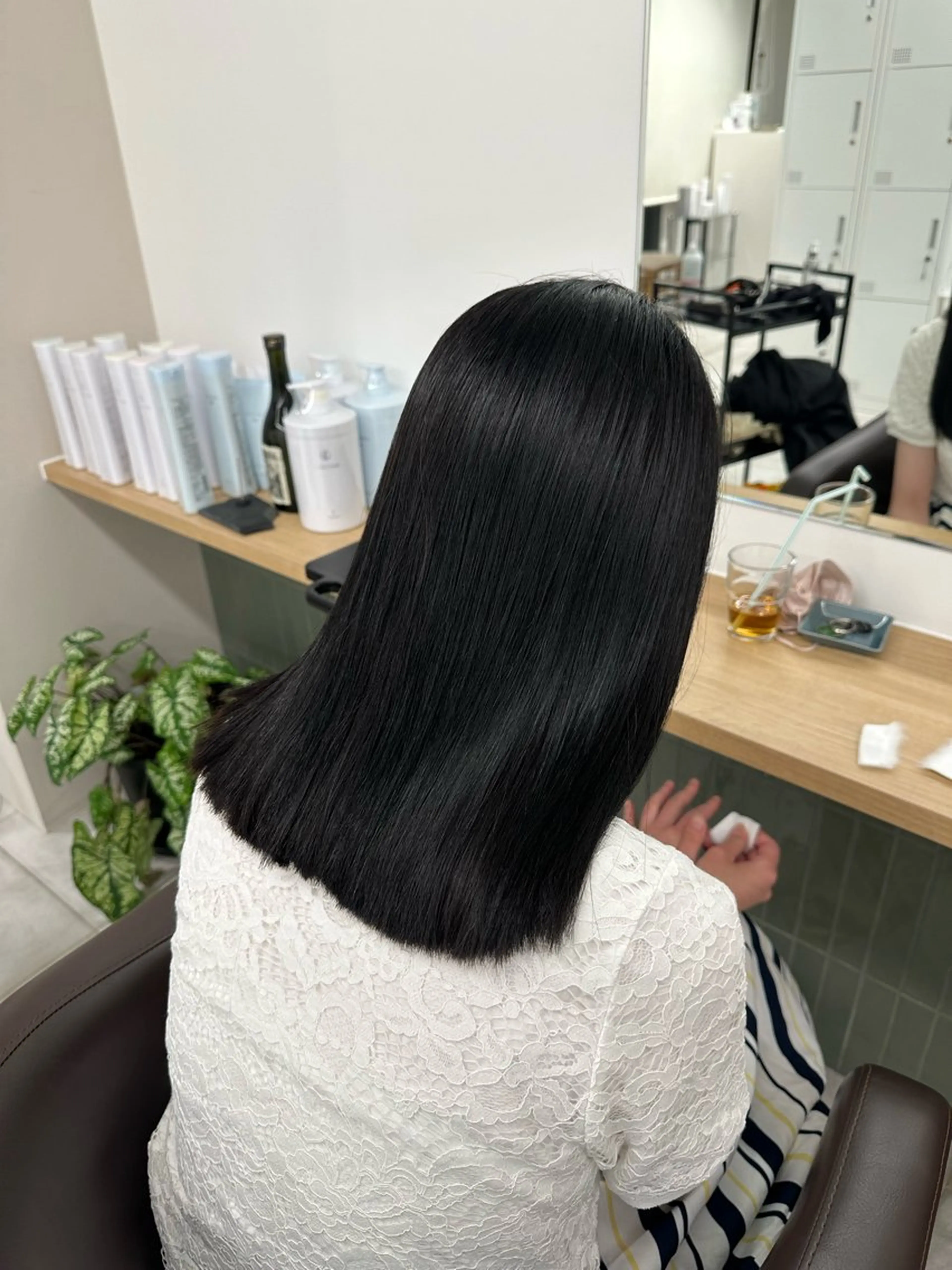 セミロング ブリーチなし/レイヤ ー特化🌈Tommyのヘアスタイル