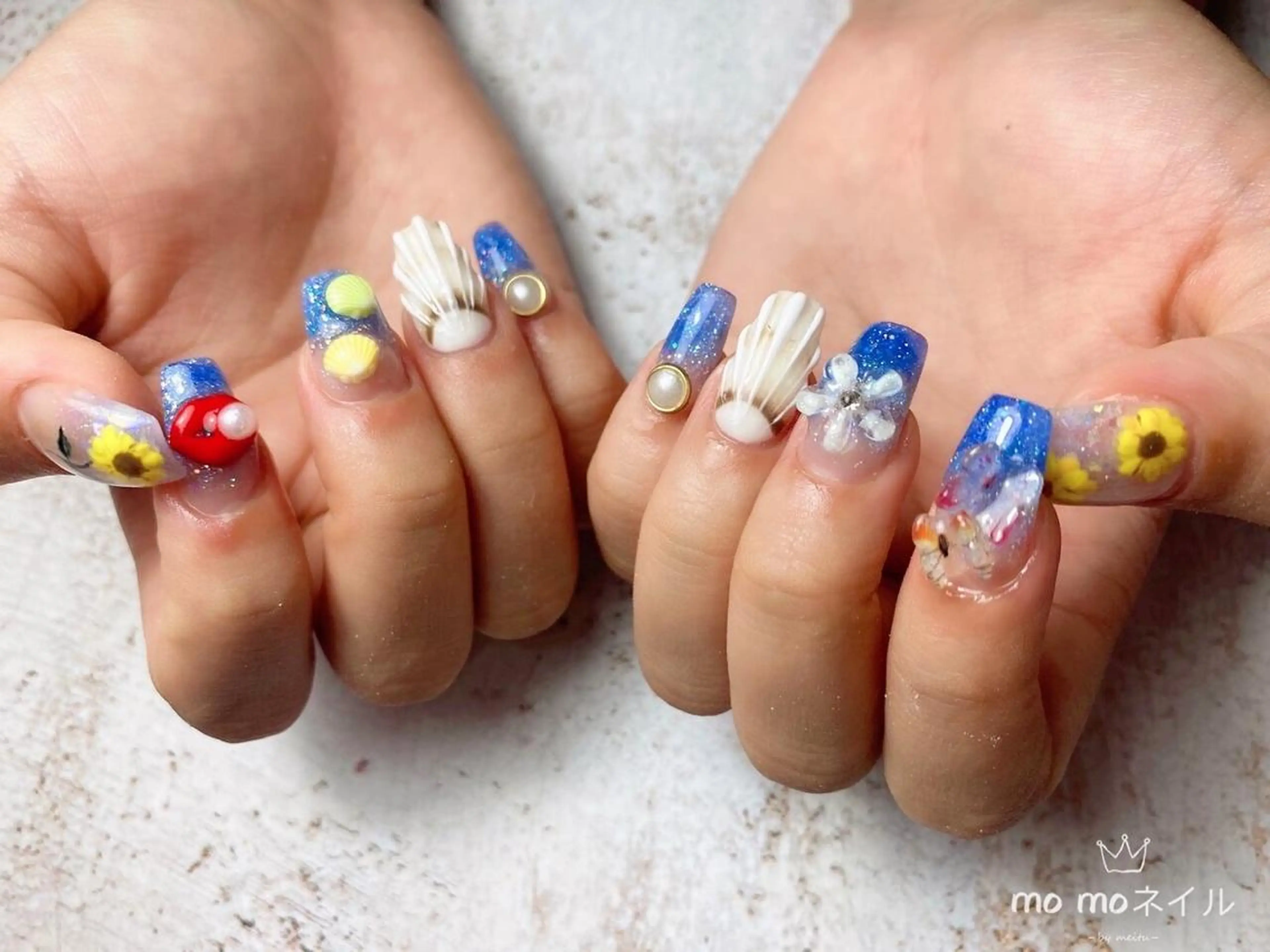 ネイル ハンドネイル MOMO nail所属・NIITSU 川崎のネイルデザイン