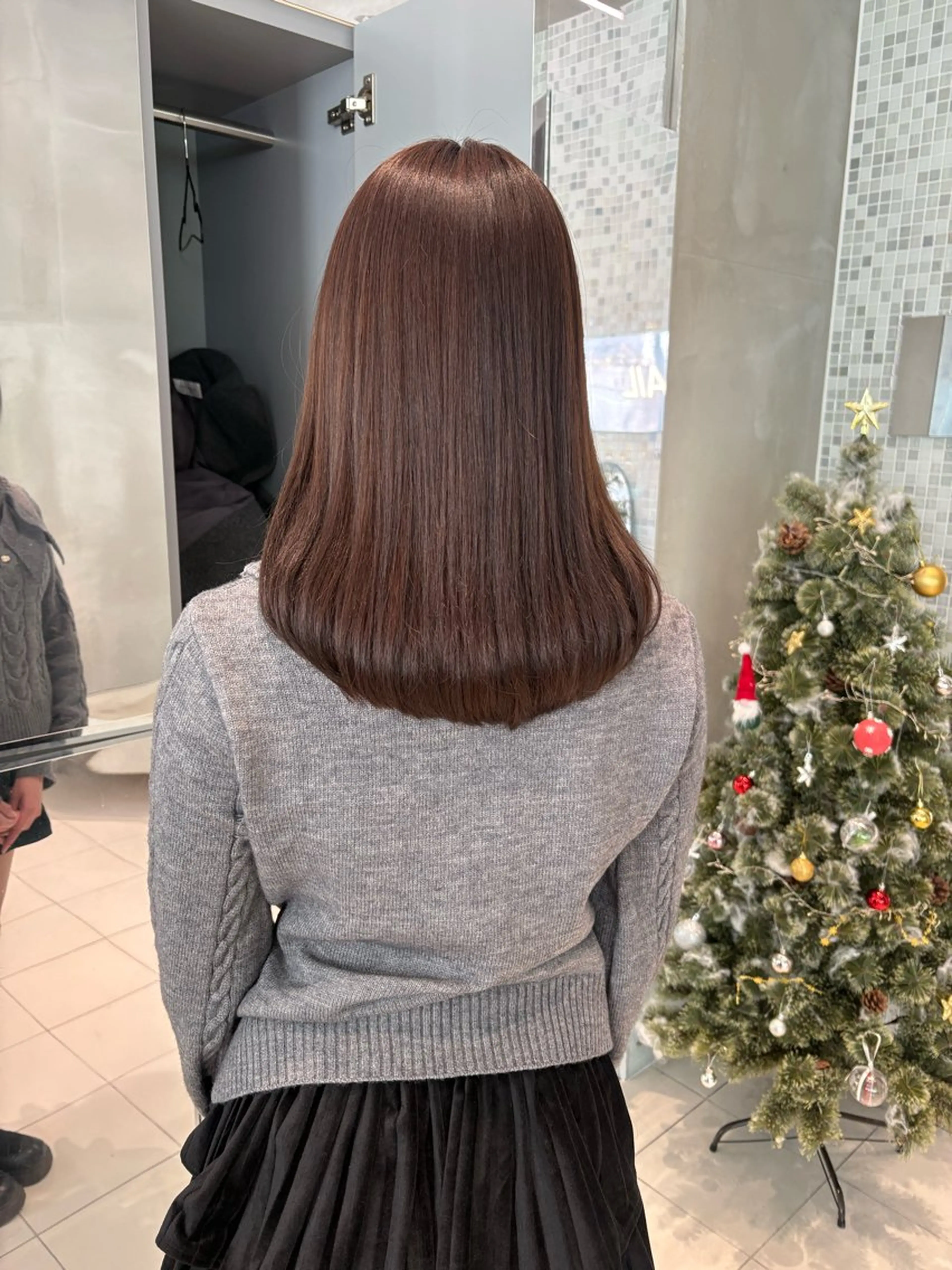 ミディアム カラー ブラウンカラー カット ヘアカラー トリートメント 透明感カラー🫧 nanohaのヘアスタイル