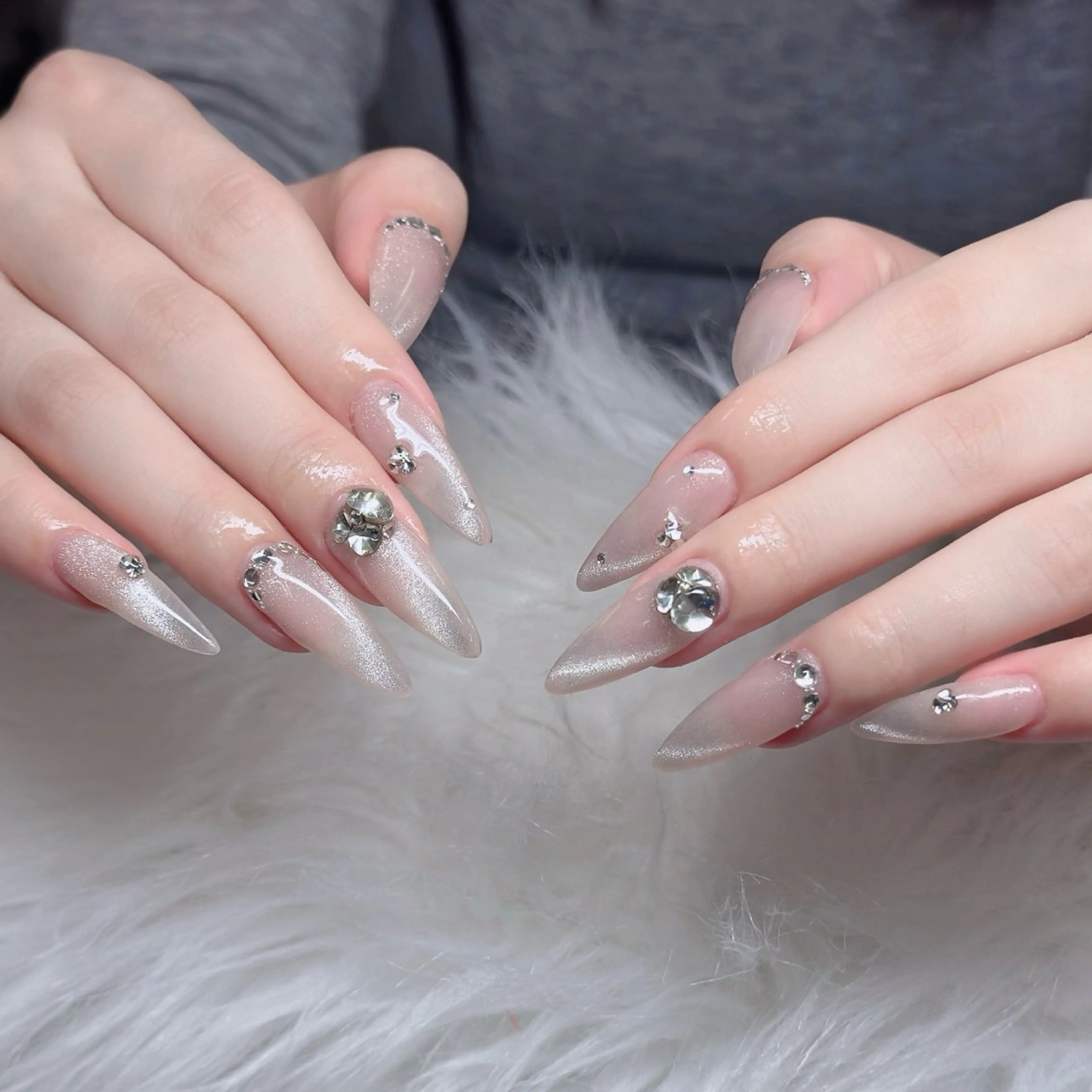 ネイル ロングネイル マグネットネイル リボン 夏ネイル スーパーロングネイル ハンドネイル Hani Nail XUKAのネイルデザイン