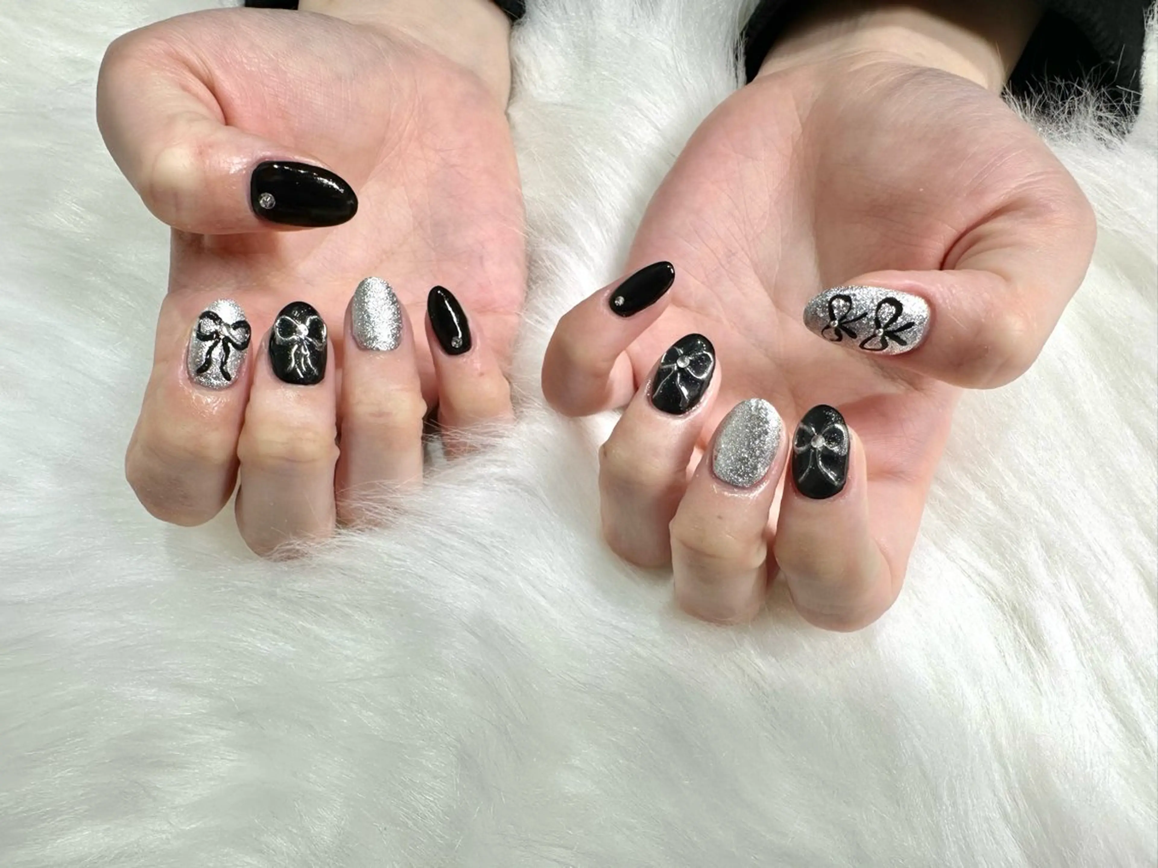 ネイル リボン ハンドネイル Bianca 🩵 Ayakoのネイルデザイン