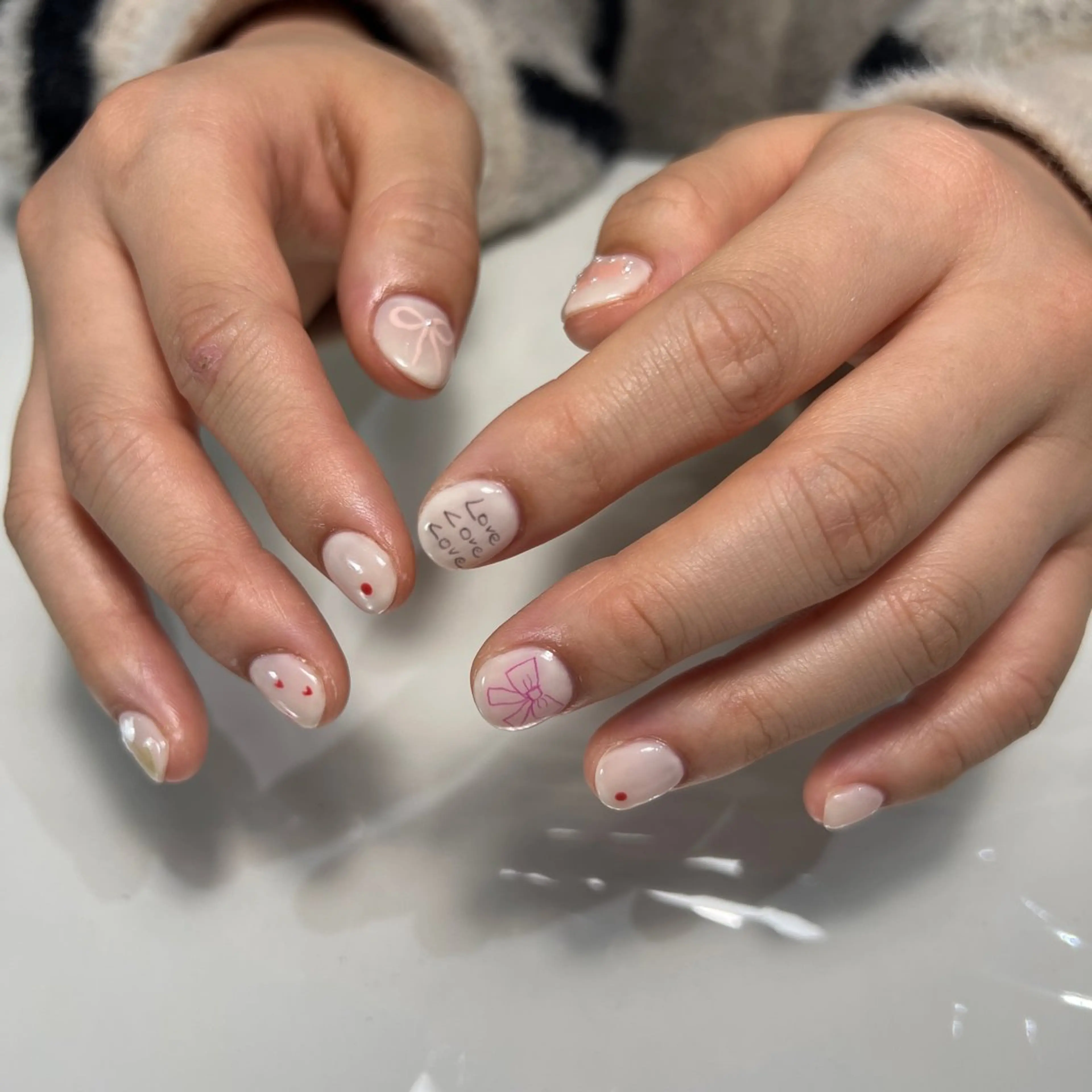 ネイル 韓国ネイル リボン ロイ ネイルのその他イメージ