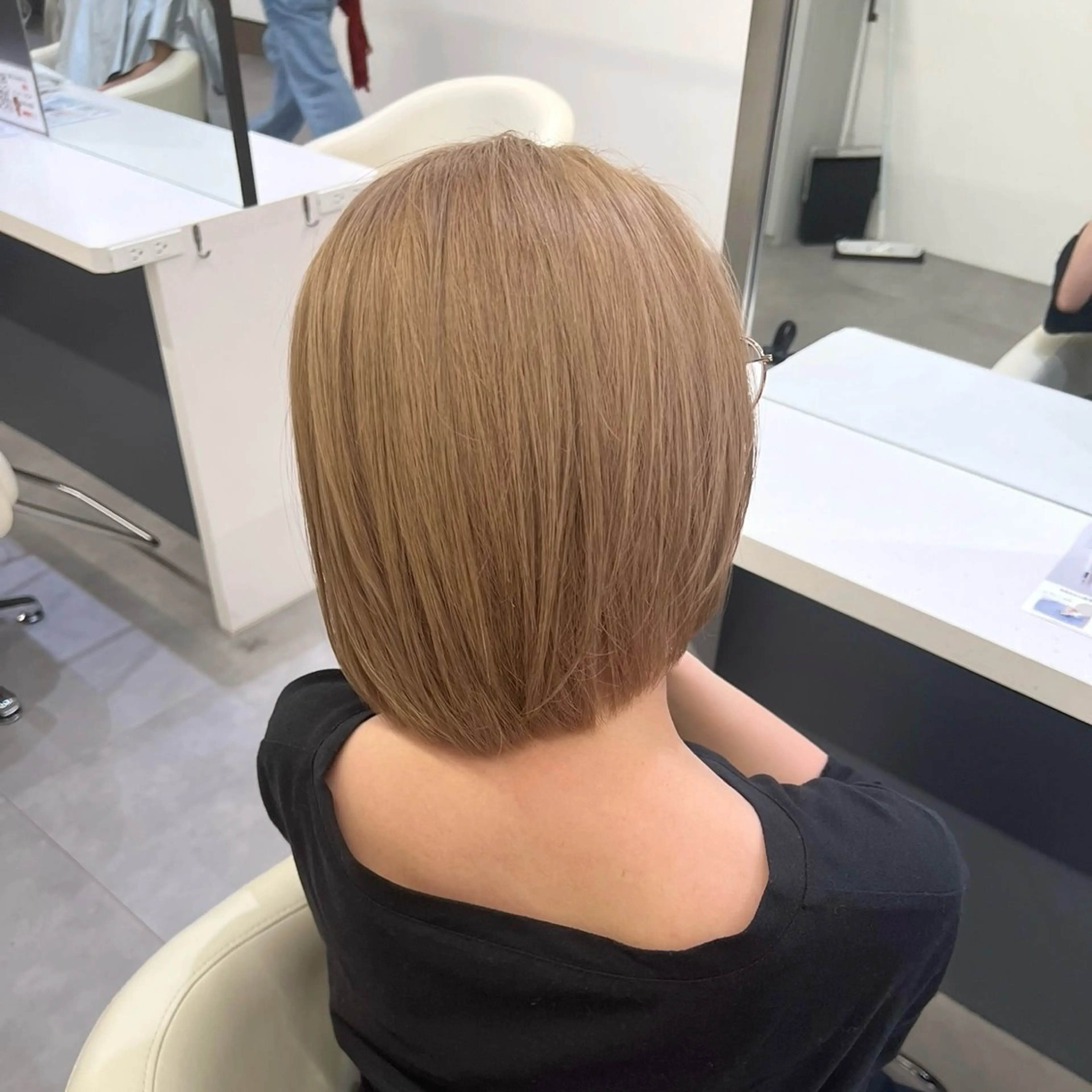 ショート カラー ベージュカラー ボブ knowhow京都所属・三宅 昌太のヘアスタイル