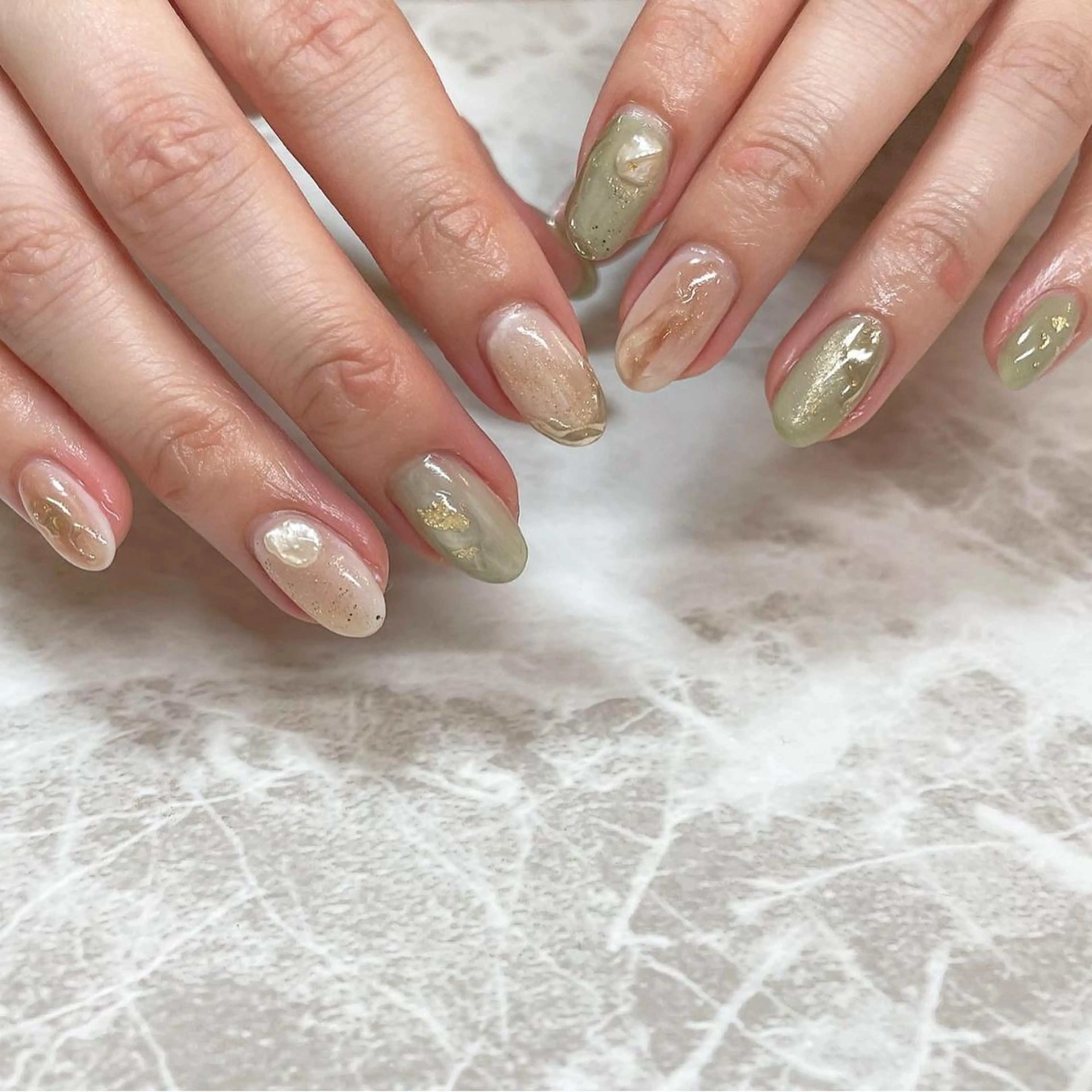 ネイル essence所属・pétit maakoのネイルデザイン