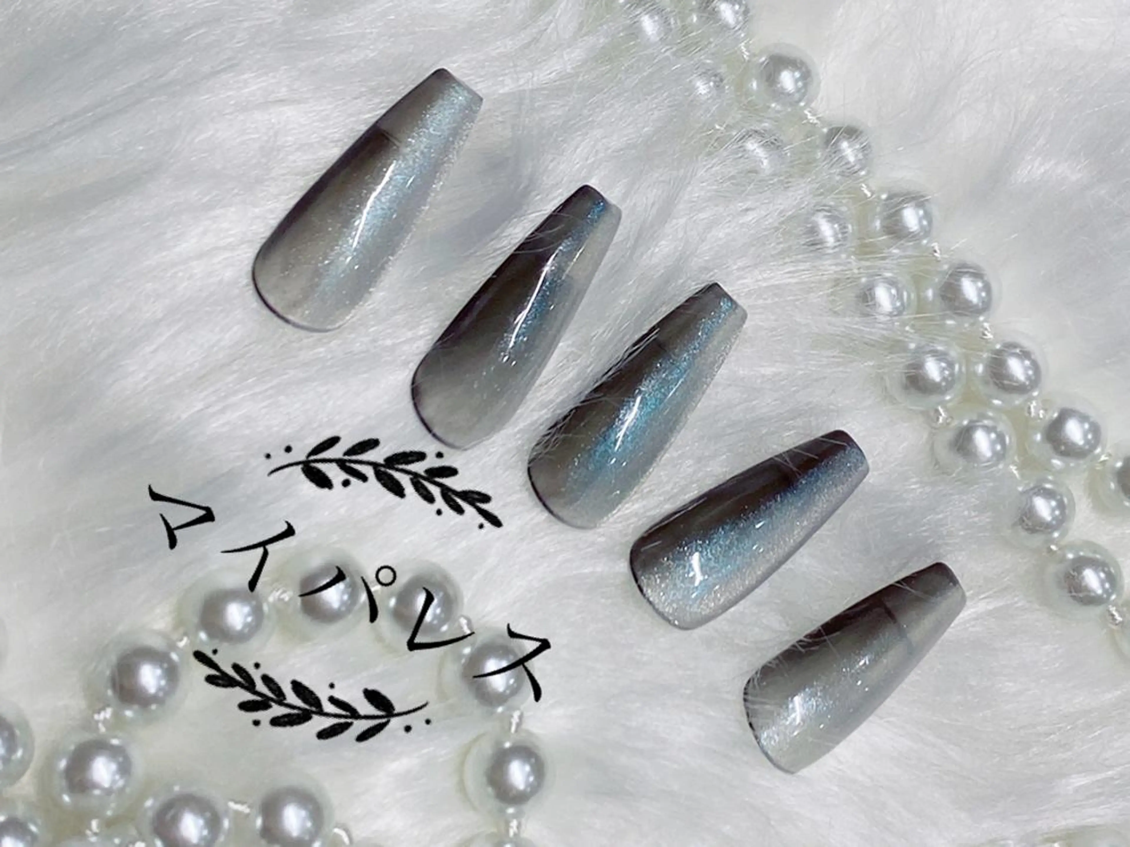 ネイル グラデーション マグネットネイル Yuis Nailスカルプ専門のネイルデザイン