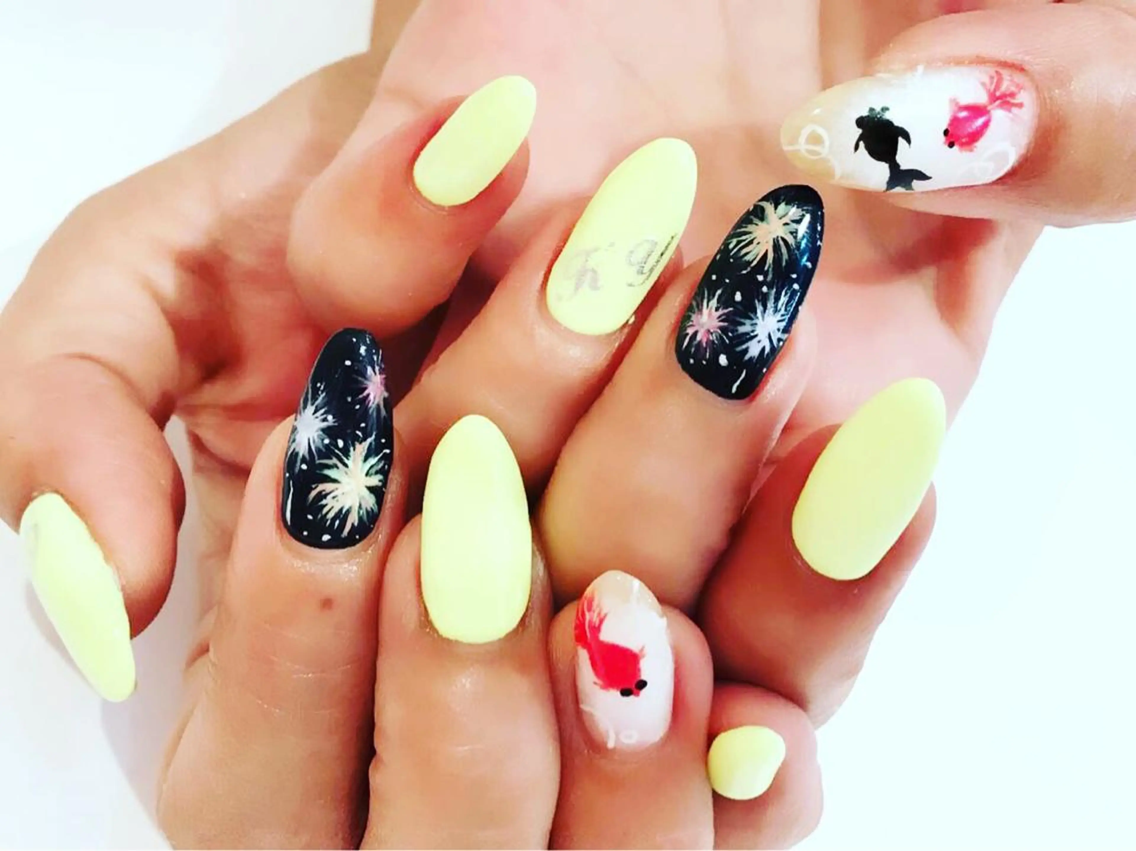 ショート カラー パーマ ヘアアレンジ メンズ キッズ ネイル マツエク・マツパ 学生（メンズ向け） 付け放題 学生 アートネイル フットネイル NAILSGOGO shibuyaのネイルデザイン