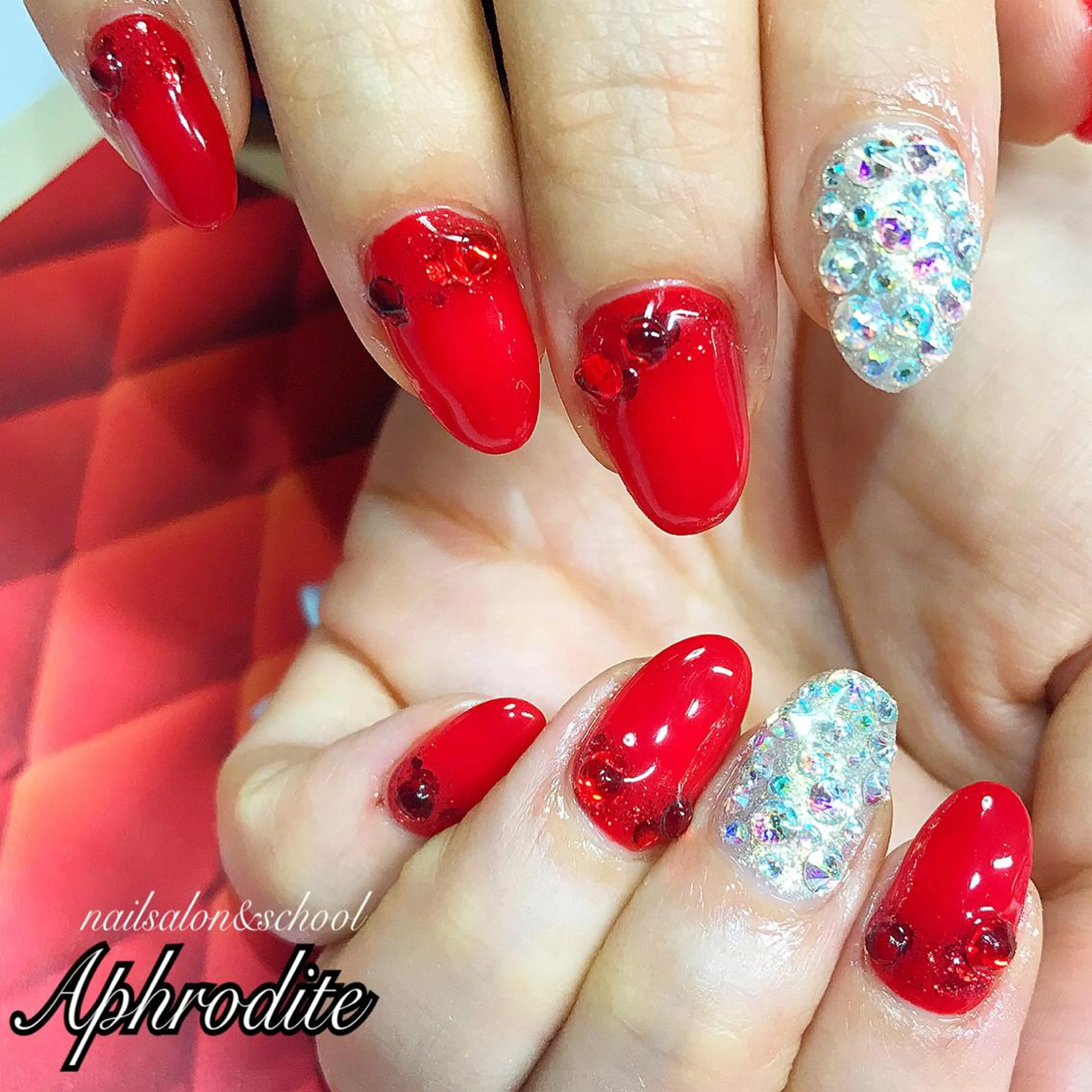 ネイル APHRODITE Nagisaのネイルデザイン