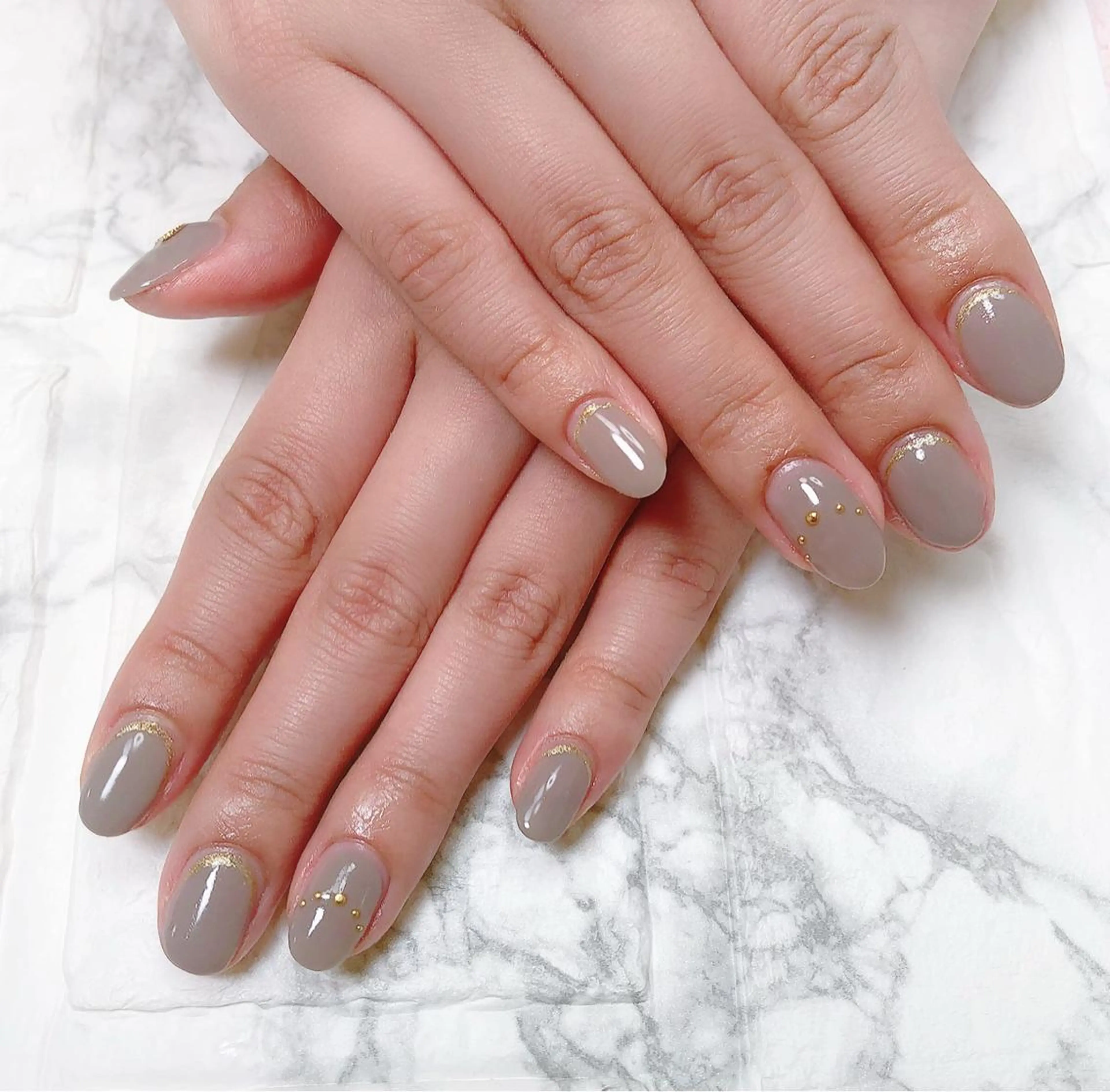 ネイル シンプルネイル ハンドネイル ハンドケア Nailsalon Eve（イヴ）のネイルデザイン