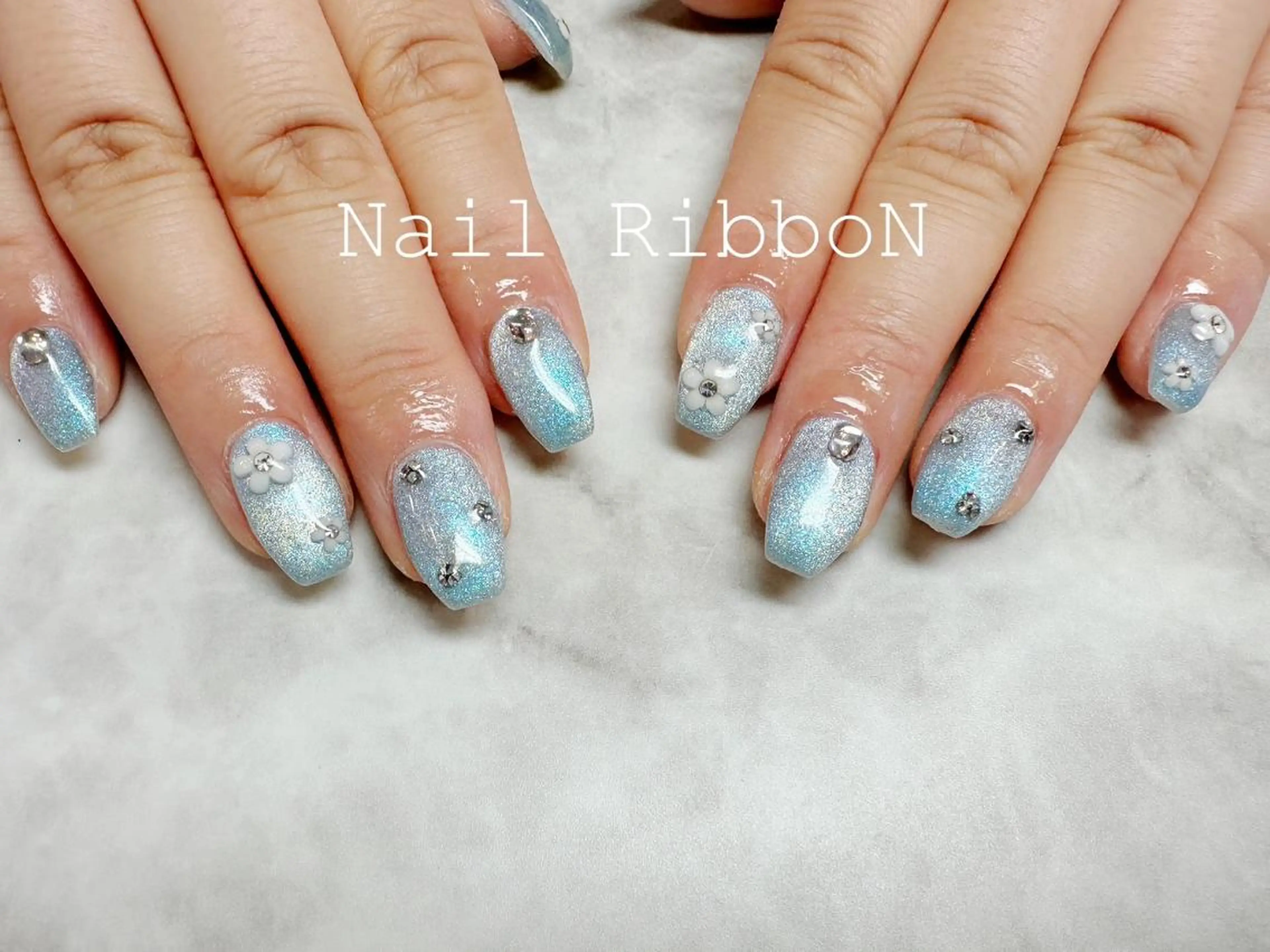 ネイル ネイルリボン 伊藤のネイルデザイン