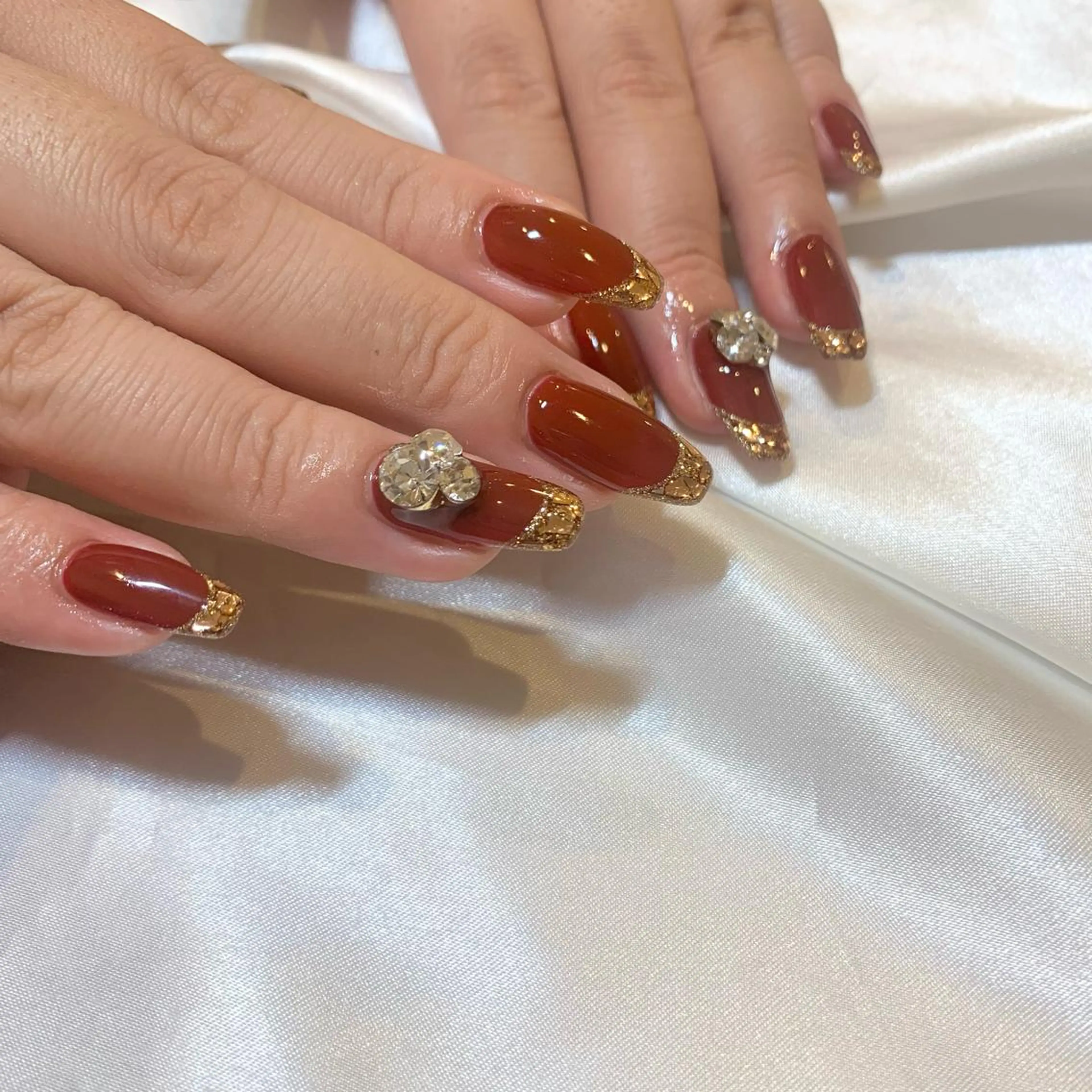 ネイル フレンチネイル ガラスフレンチ ハンドネイル ui nailのネイルデザイン