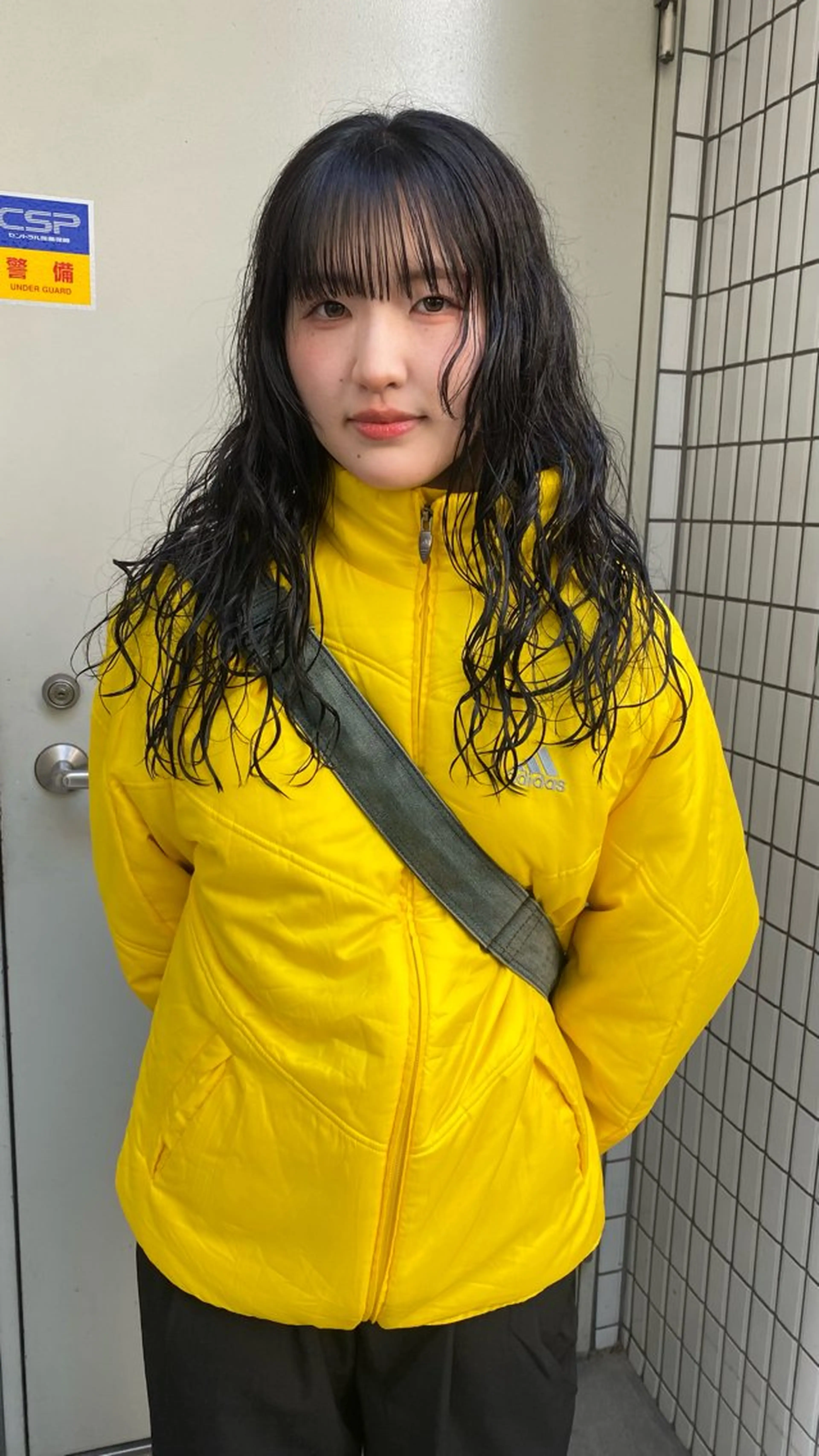 パーマ 磯谷 朋のヘアスタイル