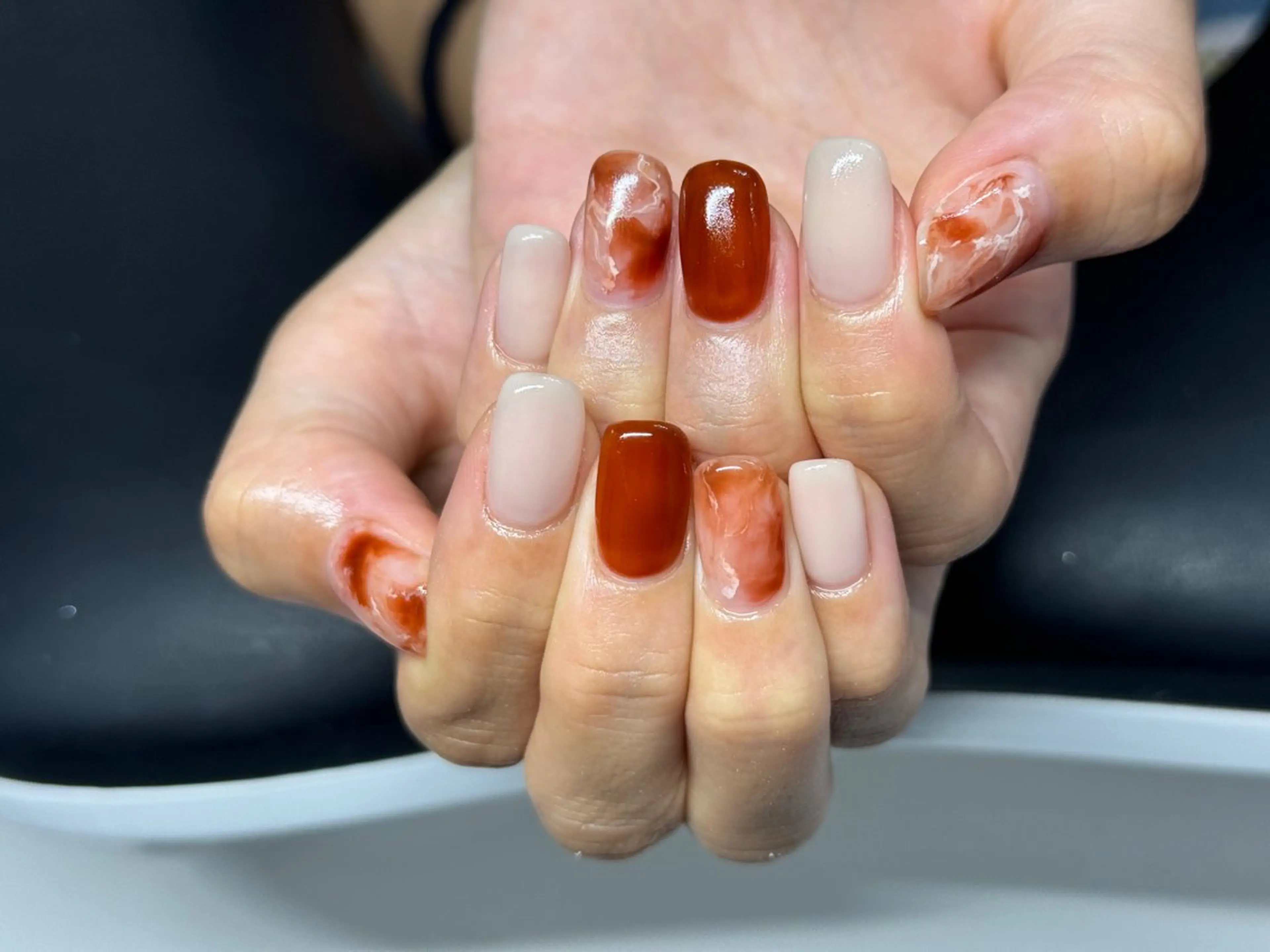 ネイル オーロラネイル フラッシュネイル ハロウィン キラキラネイル 韓国ネイル ハンドネイル ハンドケア Nail&Eyela sh Nanaのネイルデザイン