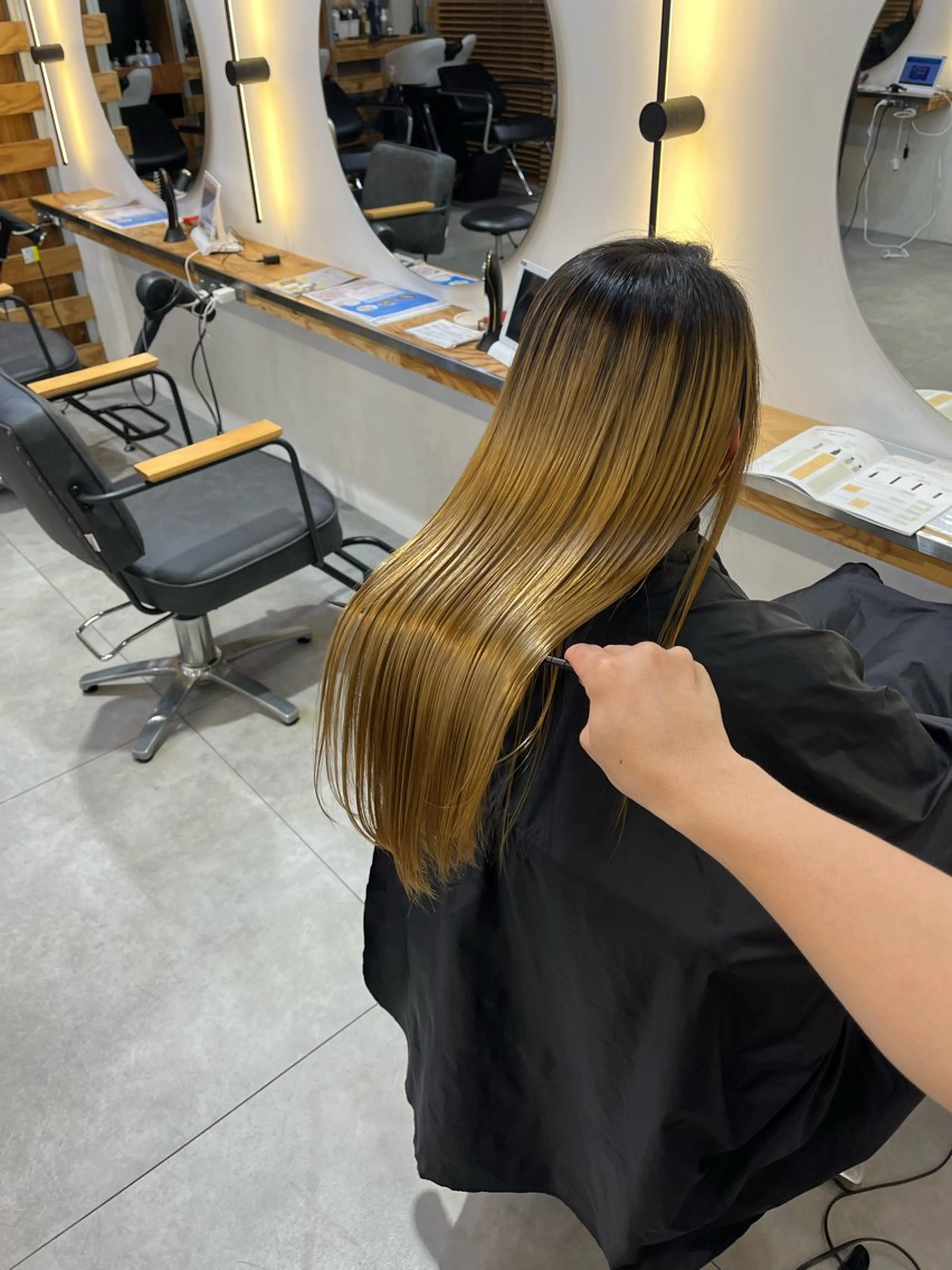 ロング 縮毛矯正 冨田 悠稀/ 髪質改善特化🫧のヘアスタイル