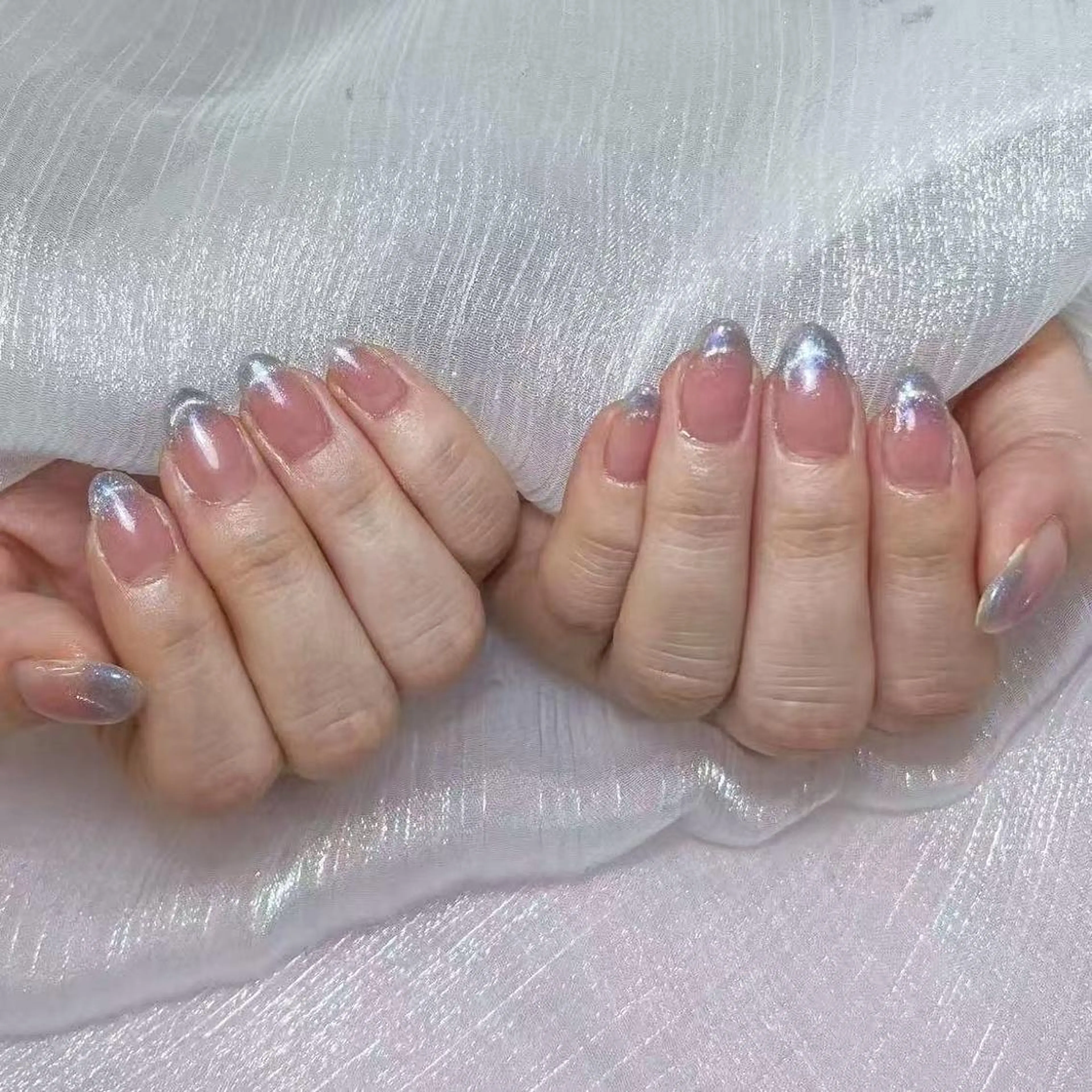 ネイル アートネイル オーロラネイル ガーリー キラキラネイル マグネットネイル ハンドネイル YOYO 💅のネイルデザイン