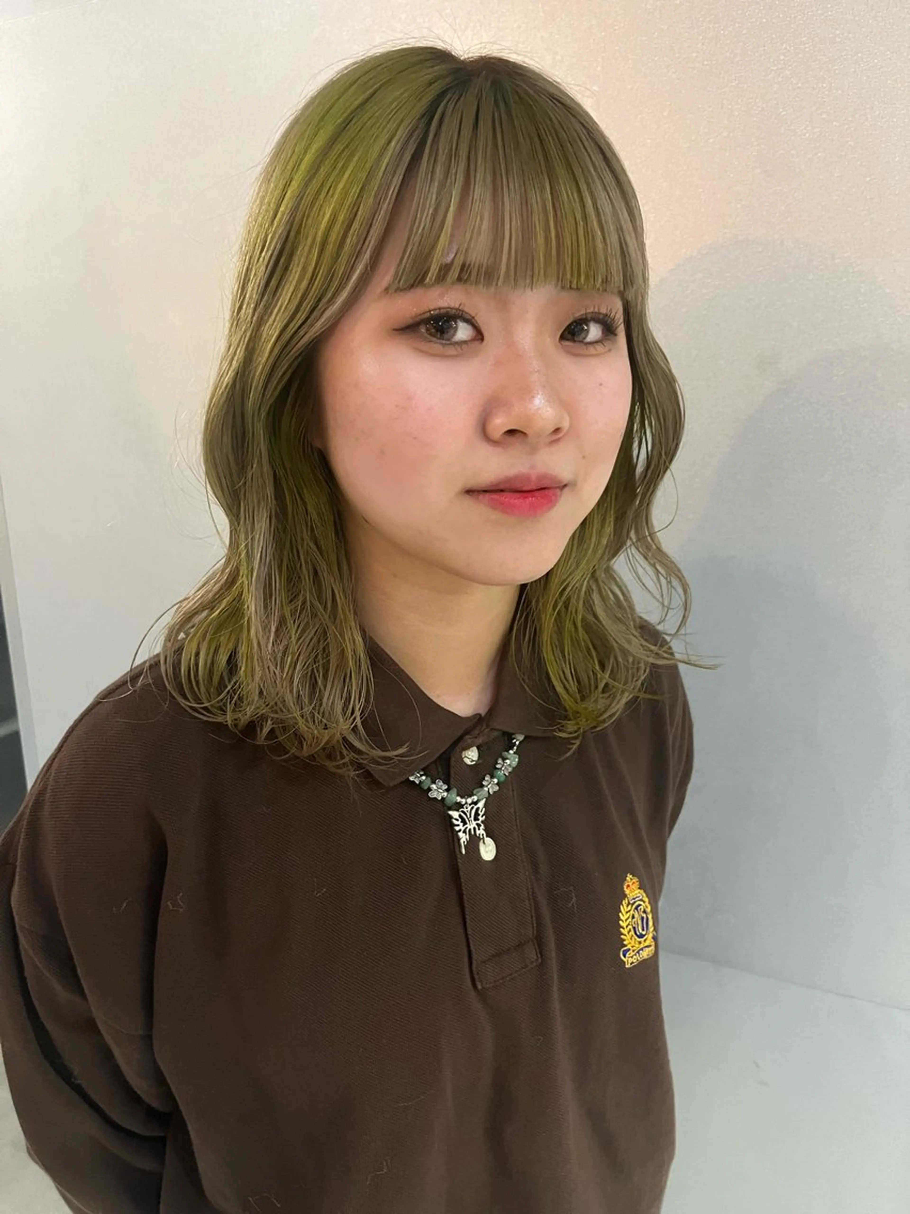 ミディアム カット ヘアカラー レイヤーカット\ウル フ　chinatsuのヘアスタイル