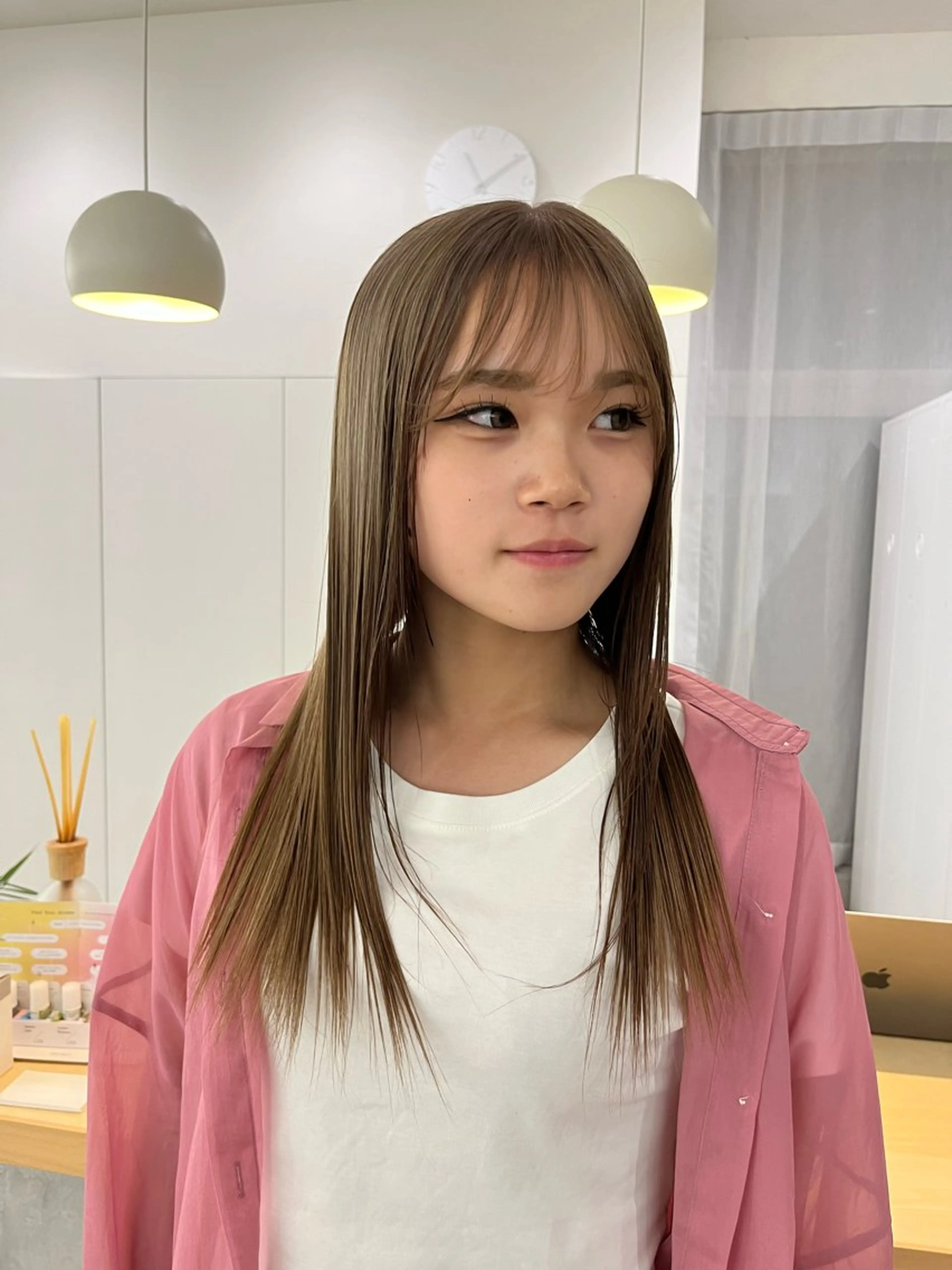 カラー 瀬長なおみ U too e'sのヘアスタイル