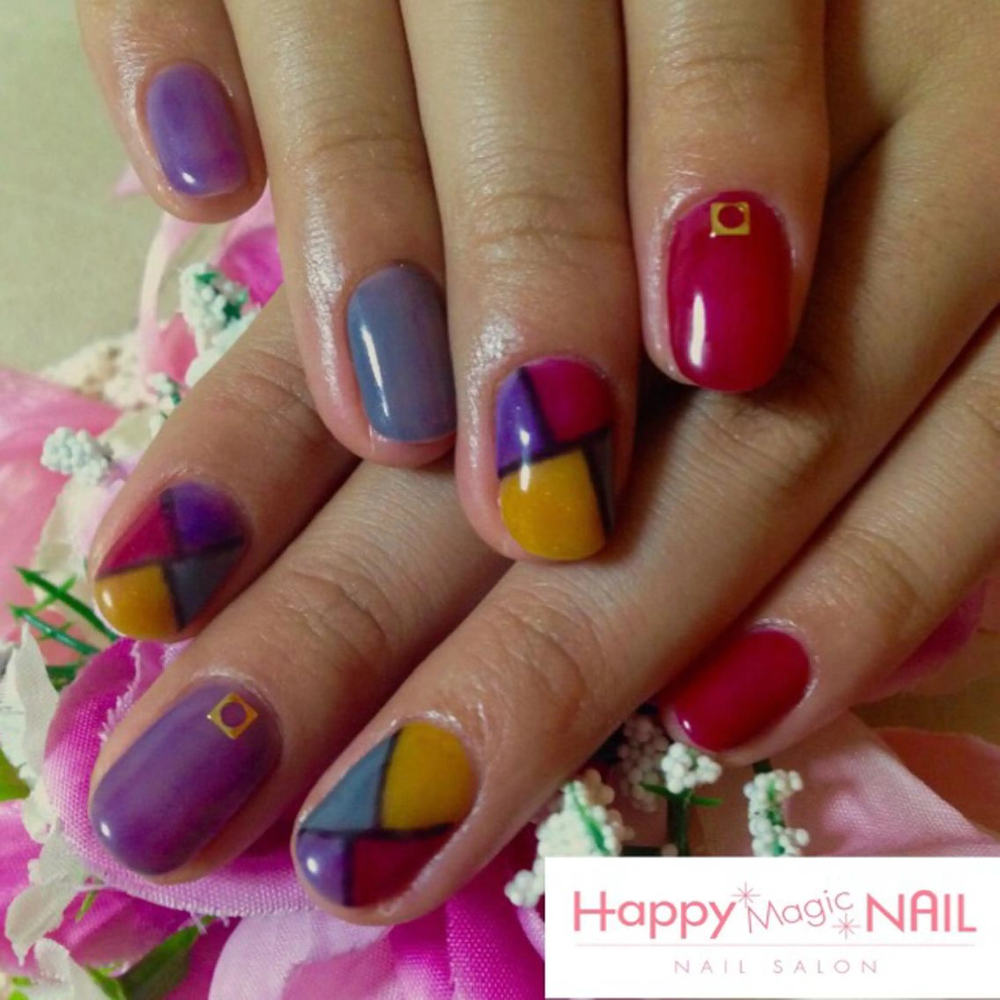 ネイル ジェルネイル HappyMagic NAILのネイルデザイン