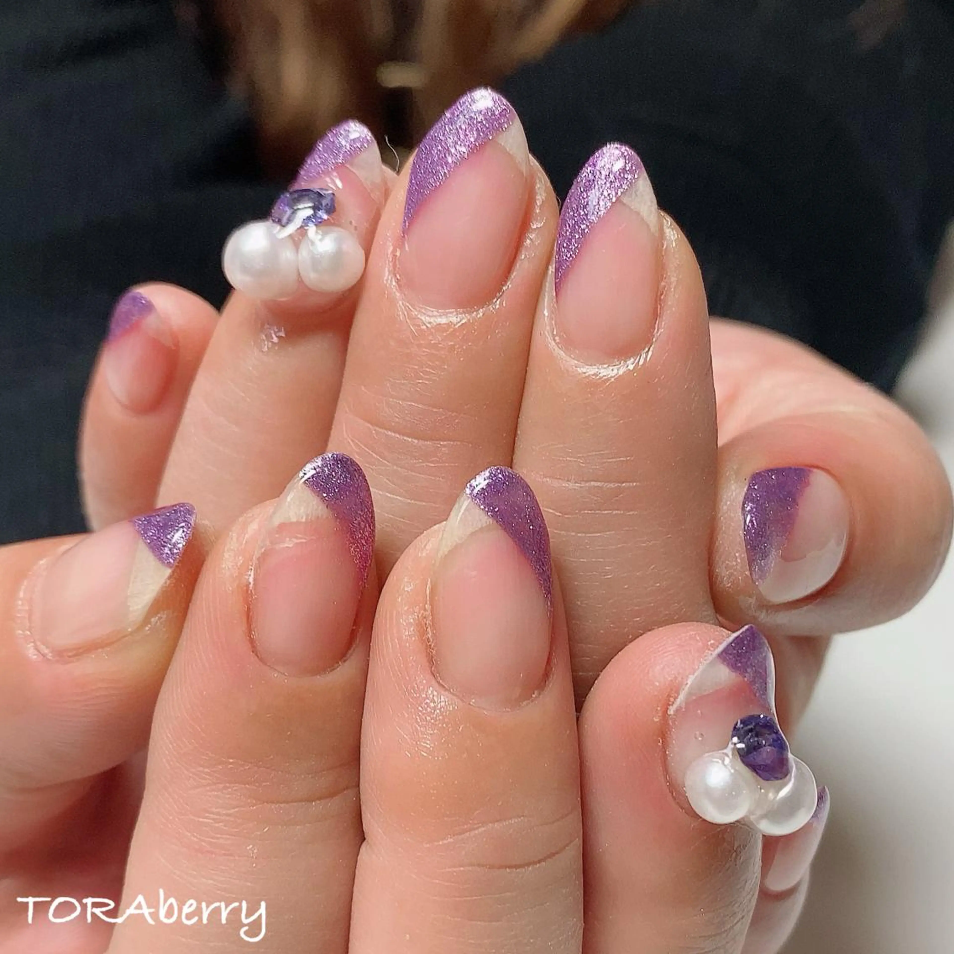 ネイル フレンチネイル 斜めフレンチ ハンドネイル ネイリスト なつみのネイルデザイン