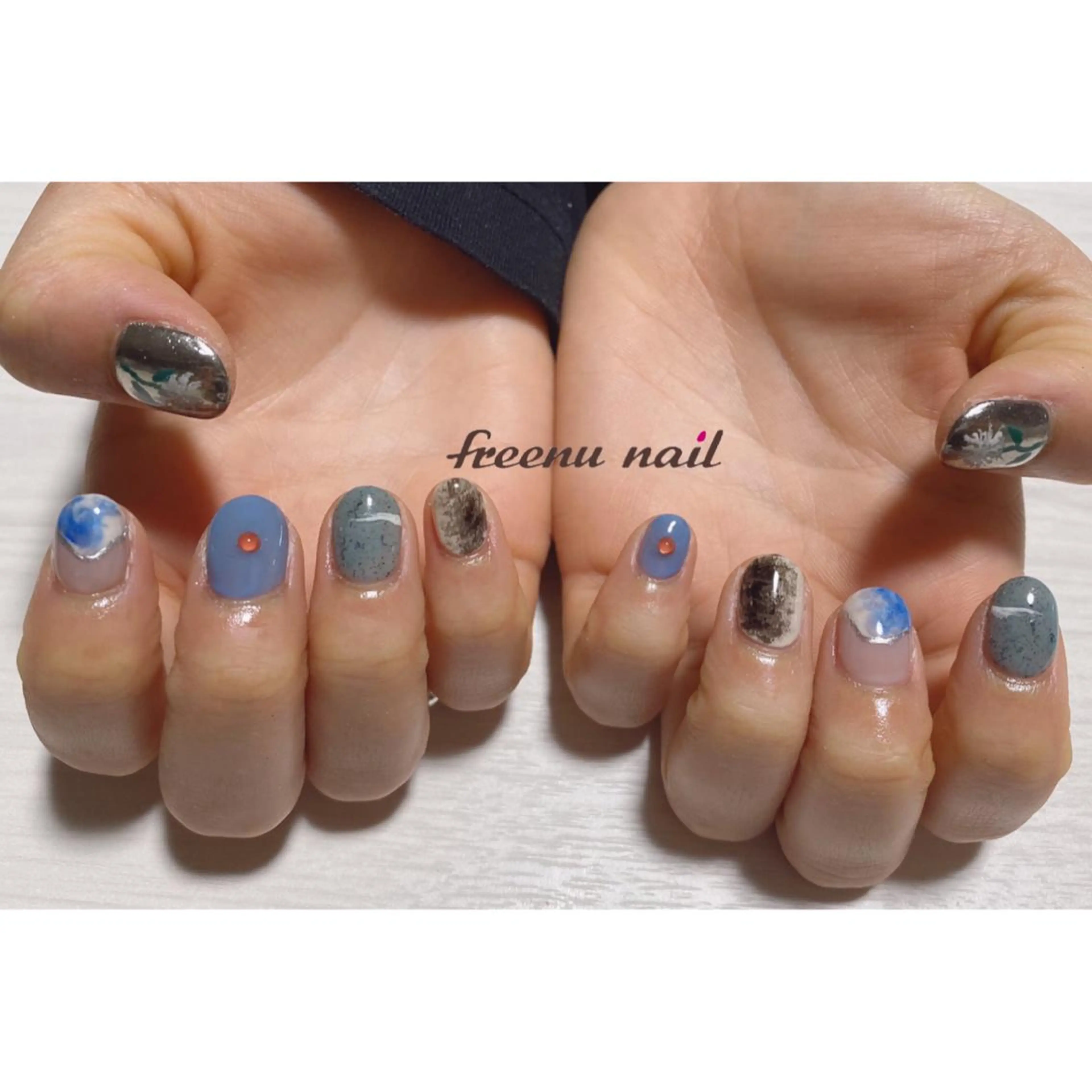ネイル ニュアンスネイル freenu nail【24H】のネイルデザイン