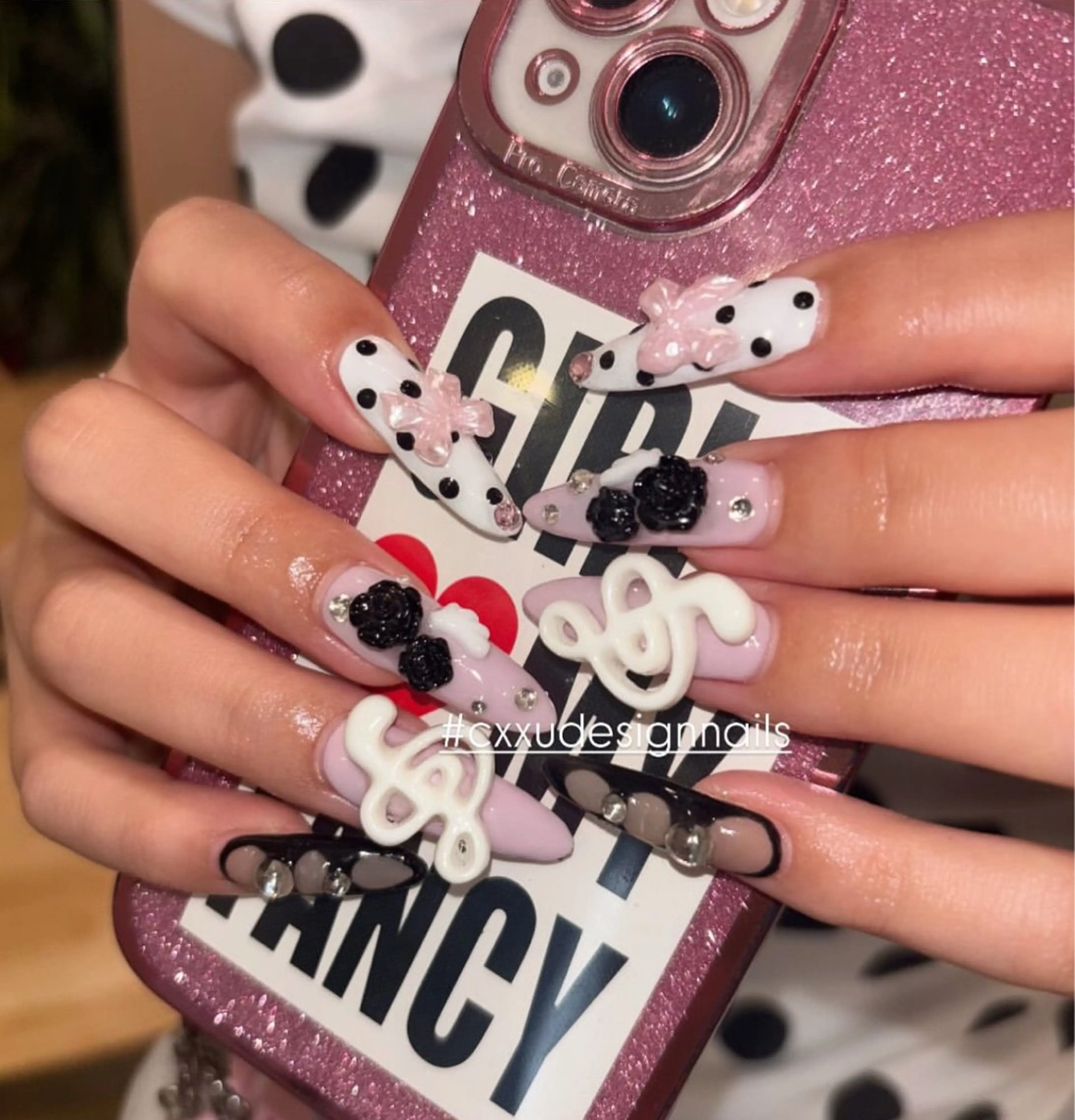 ネイル ハンドネイル 🐬Cxxu° Nail✝️のネイルデザイン