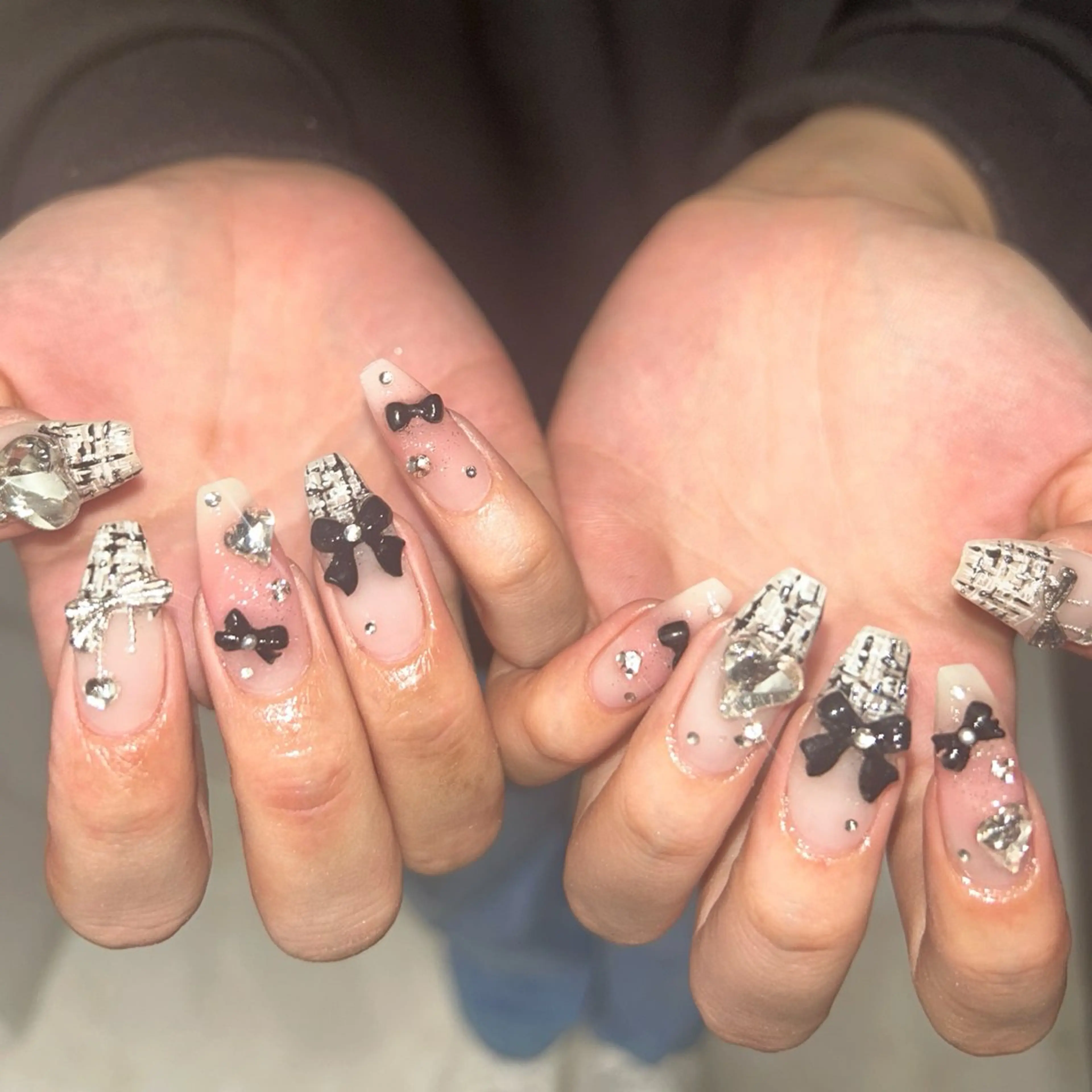 ネイル ハンドネイル MODA MANAMIᵕ̈のネイルデザイン