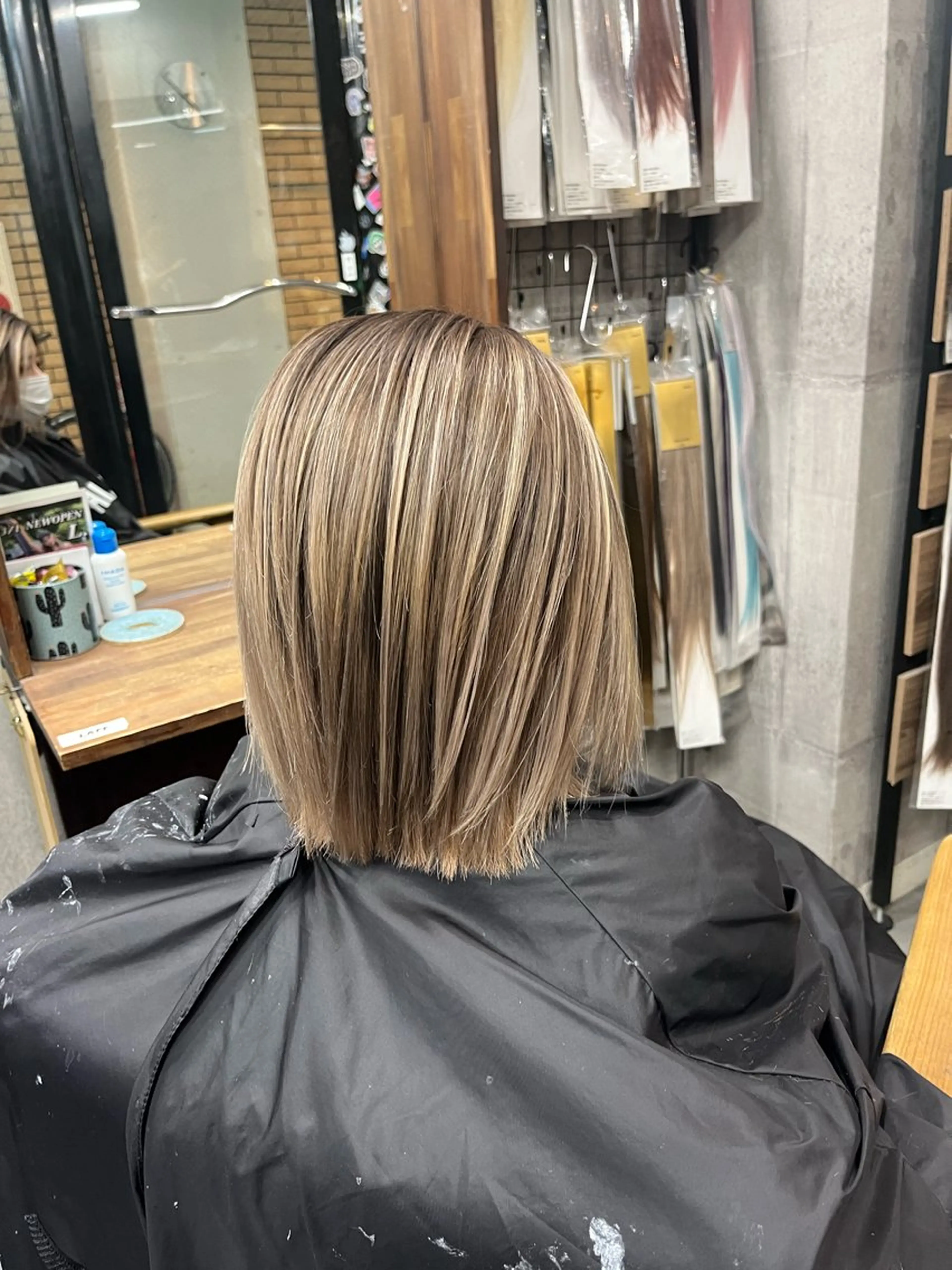 ショート カラー バレイヤージュ レイヤーカット LAFF きよののヘアスタイル