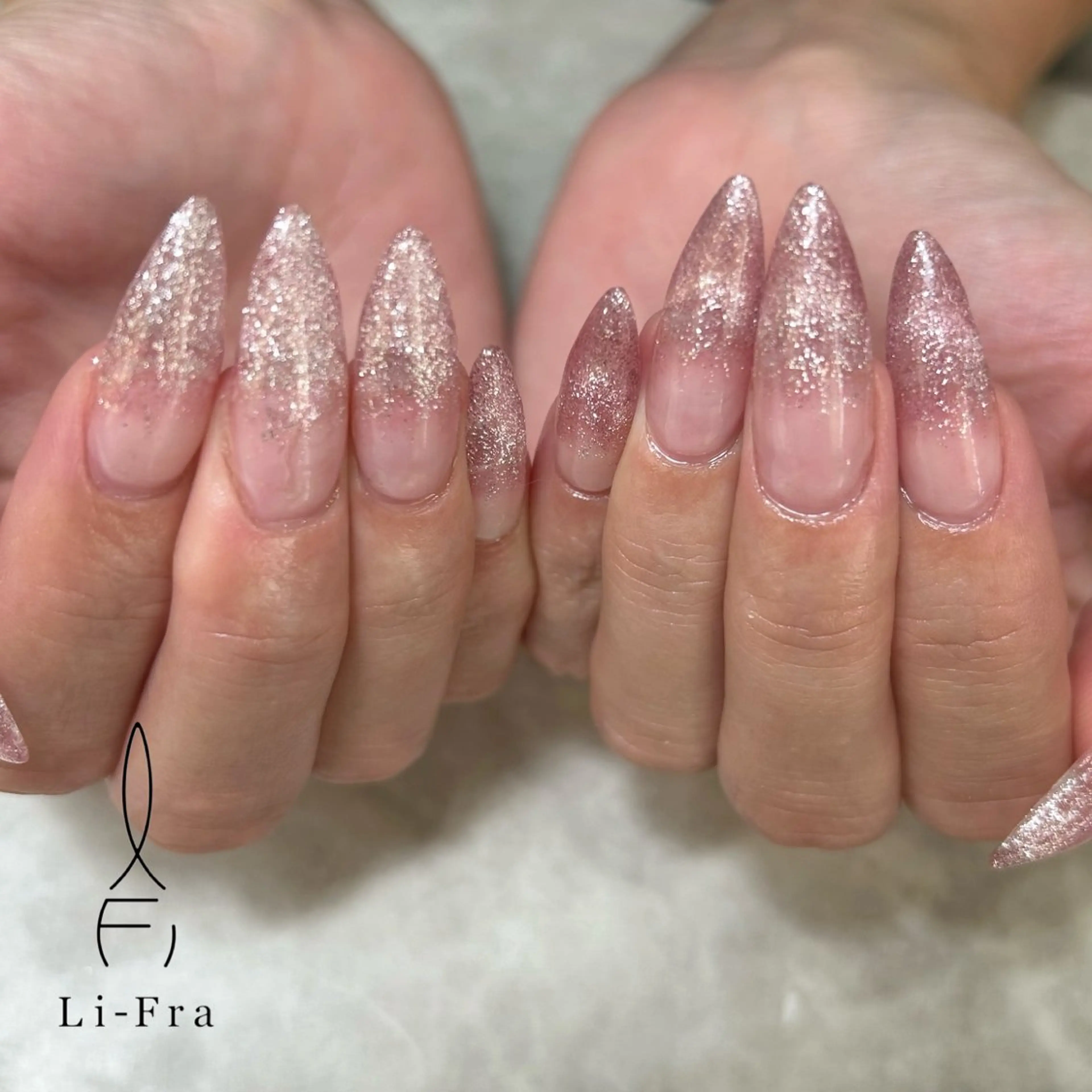 ネイル ハンドネイル lifra MANAKAのネイルデザイン
