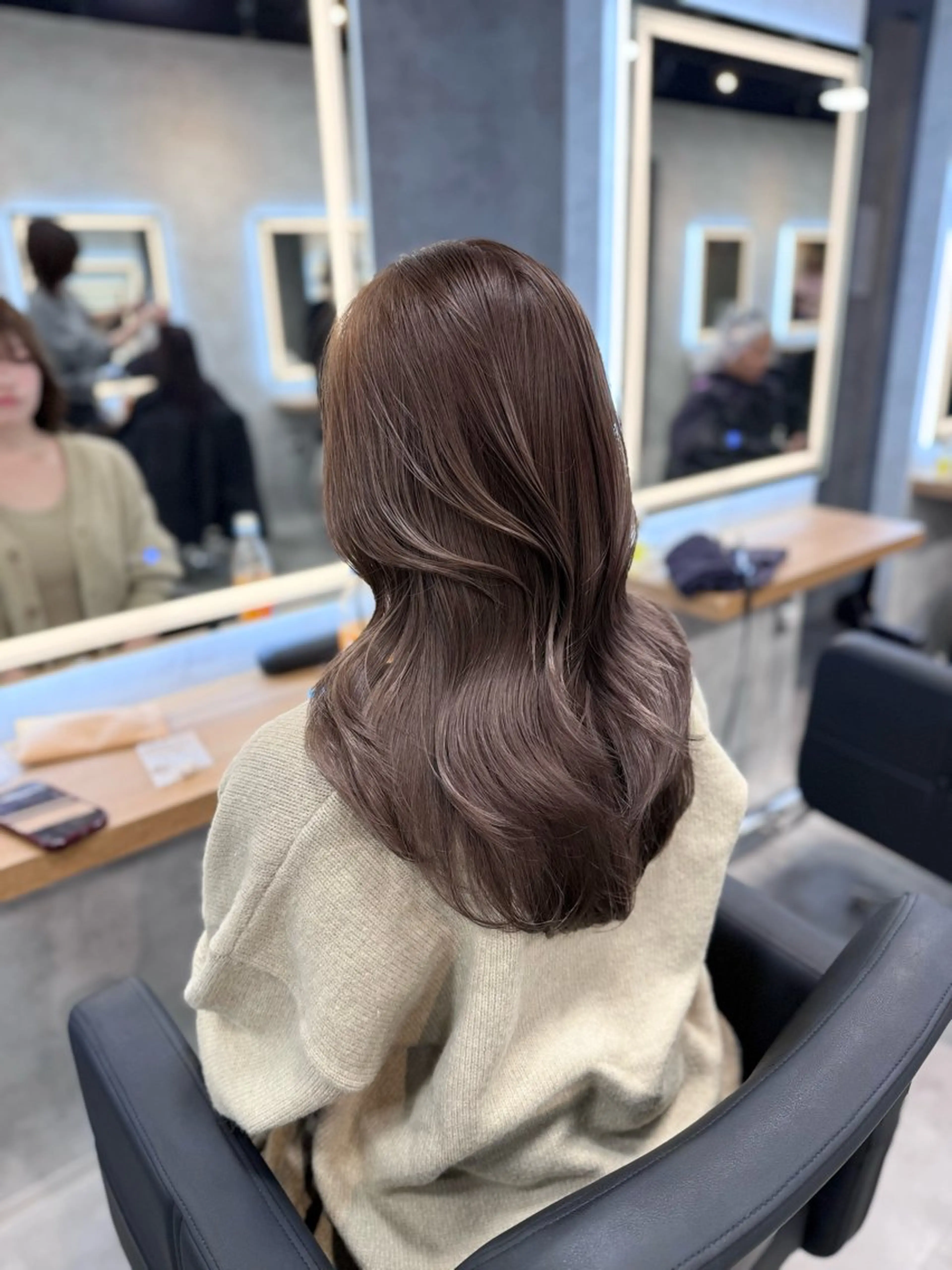 ロング カラー ヘアアレンジ カット ヘアカラー トリートメント ヘアセット レイヤー×グレージュ の達人HAYATOのヘアスタイル