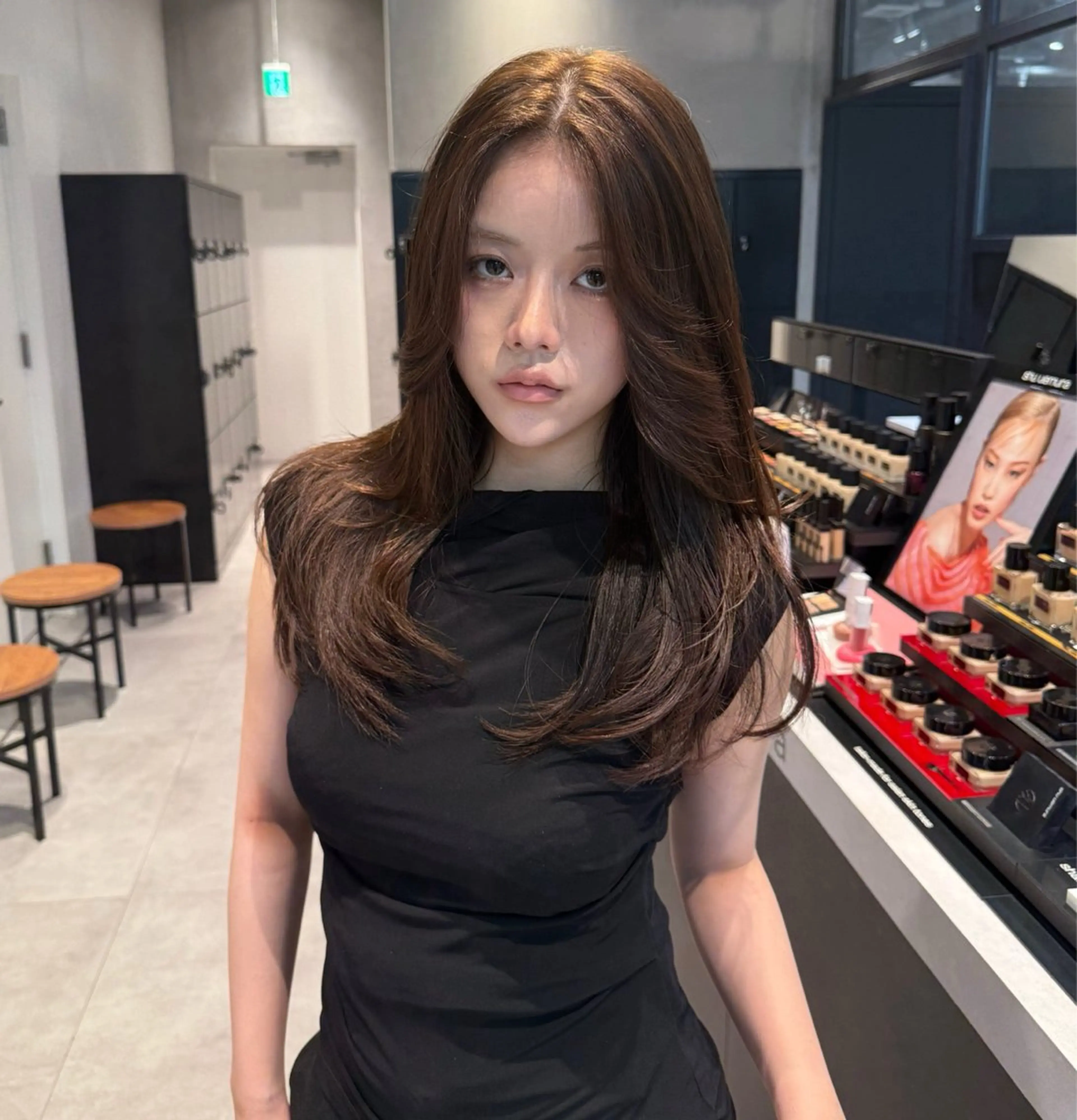 セミロング 伸ばしかけ 韓国風ヘア レイヤーカット 小顔カット ALBUMHAIR所属・奥山 みのりのヘアスタイル