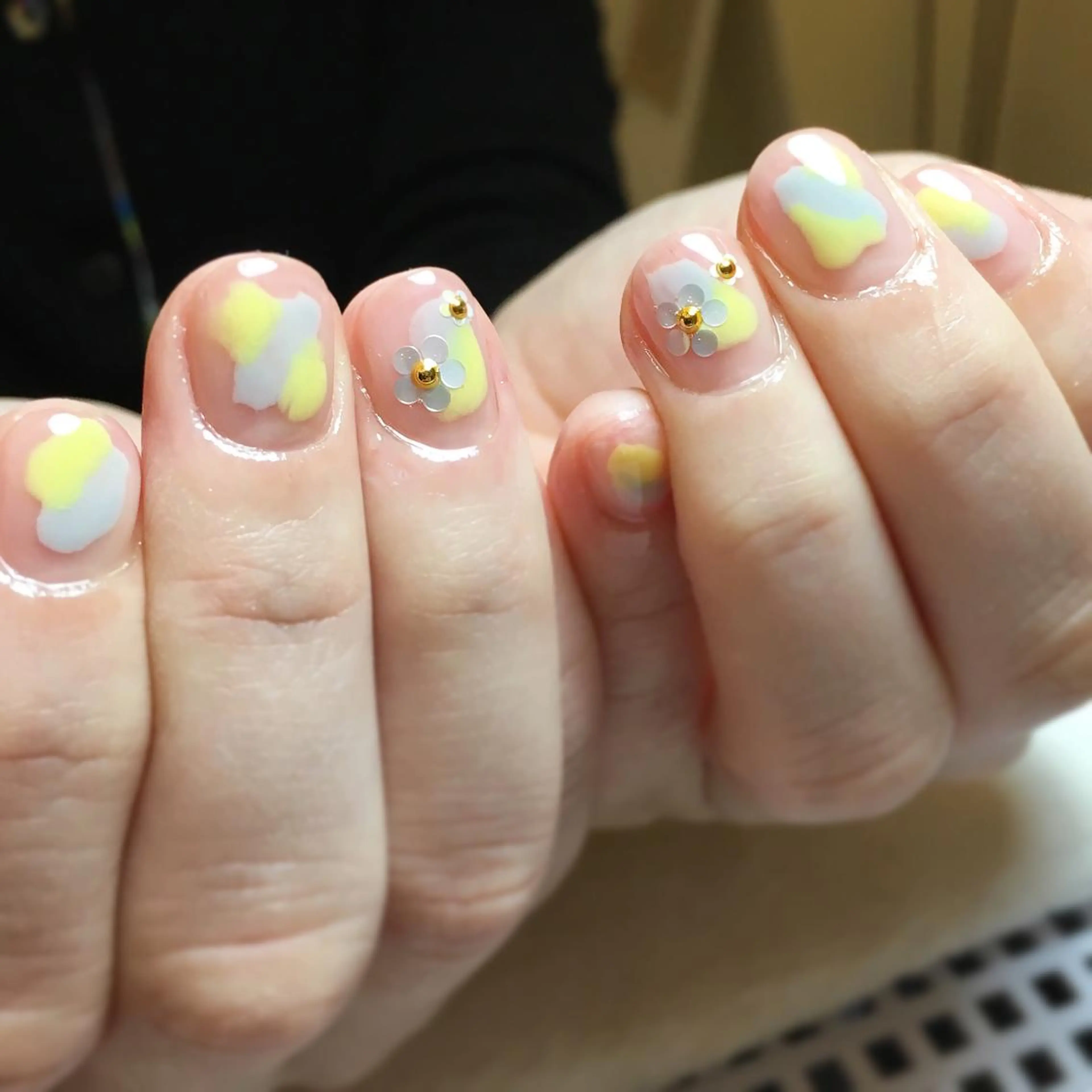 ネイル ニュアンスネイル Nail salon viewt55☺︎のネイルデザイン
