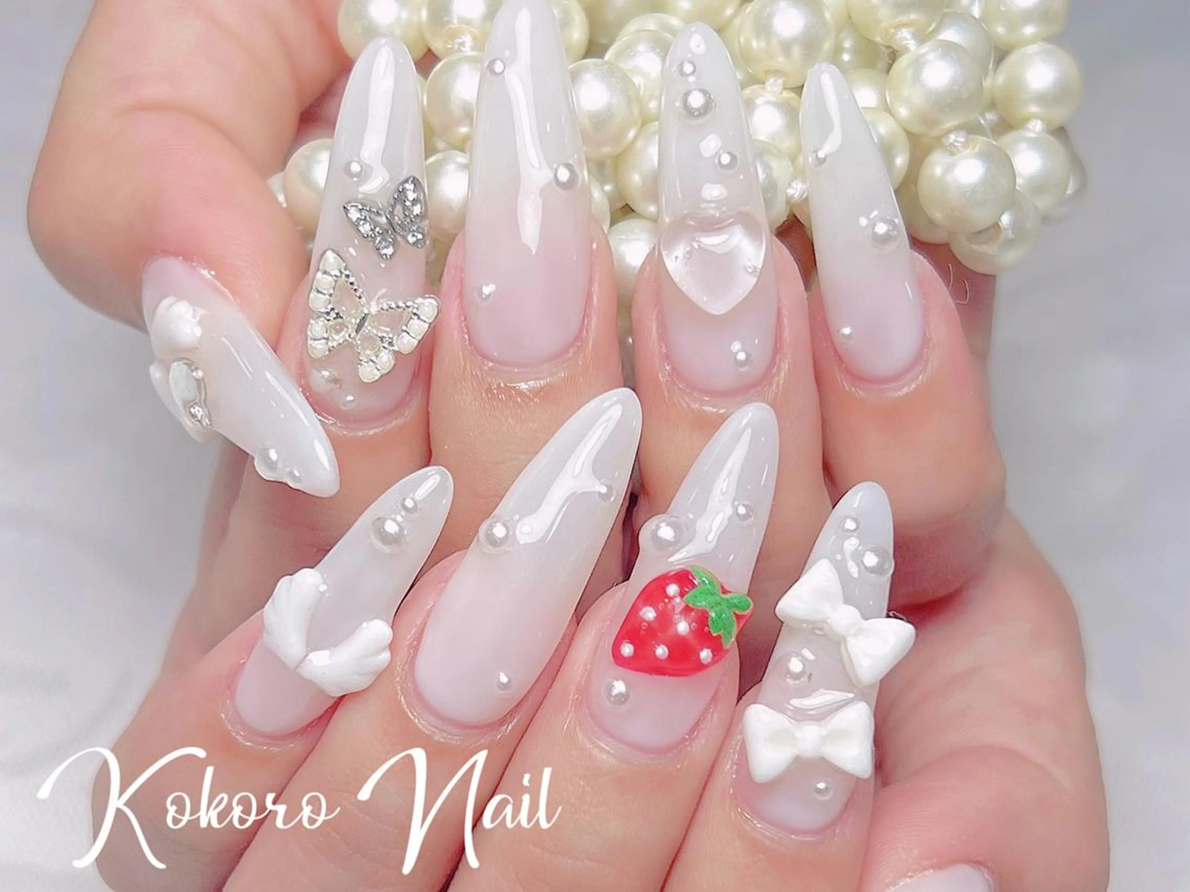 ネイル Hawchumi 💅のネイルデザイン