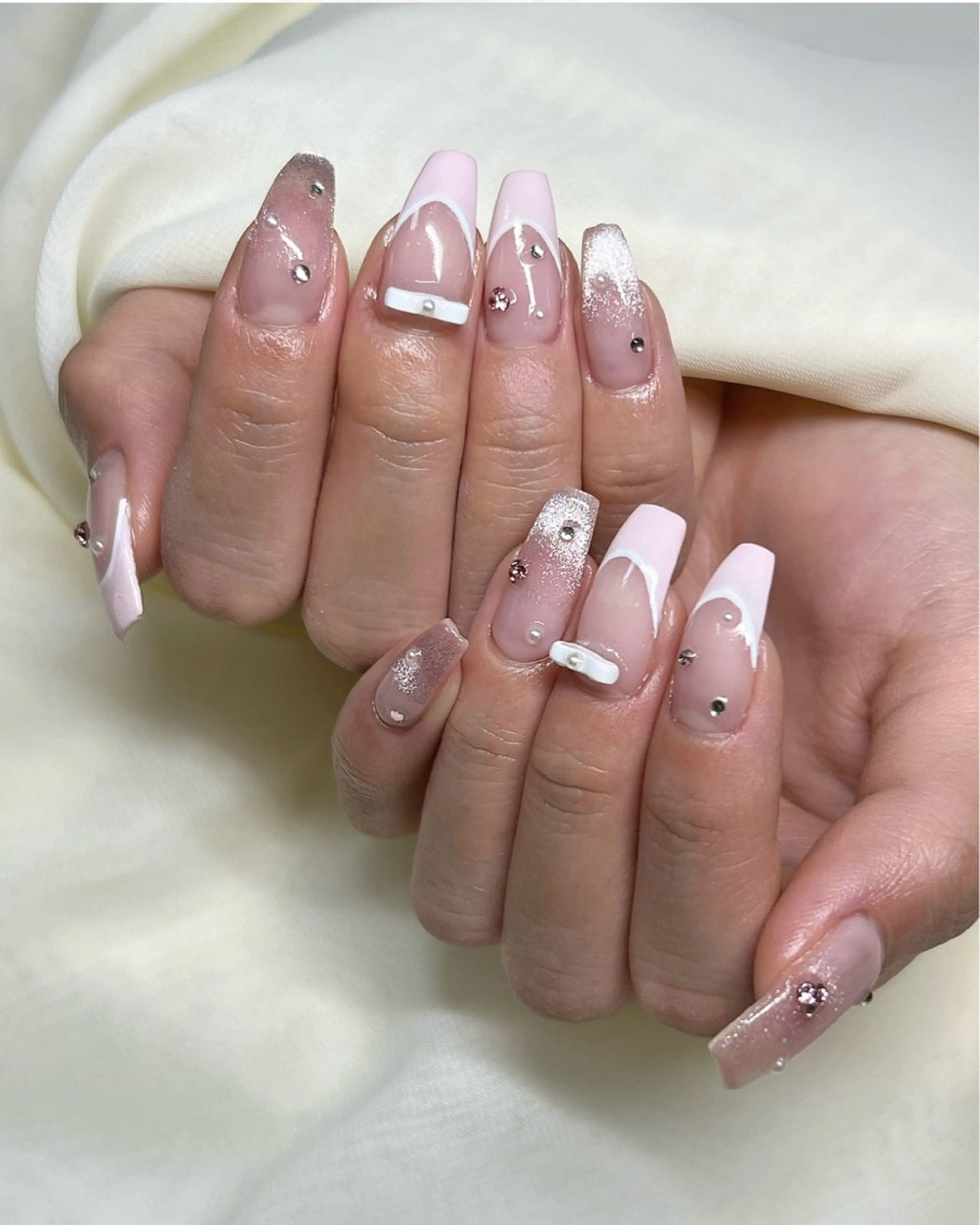 ネイル アートネイル ガーリー nail salon MUAのネイルデザイン