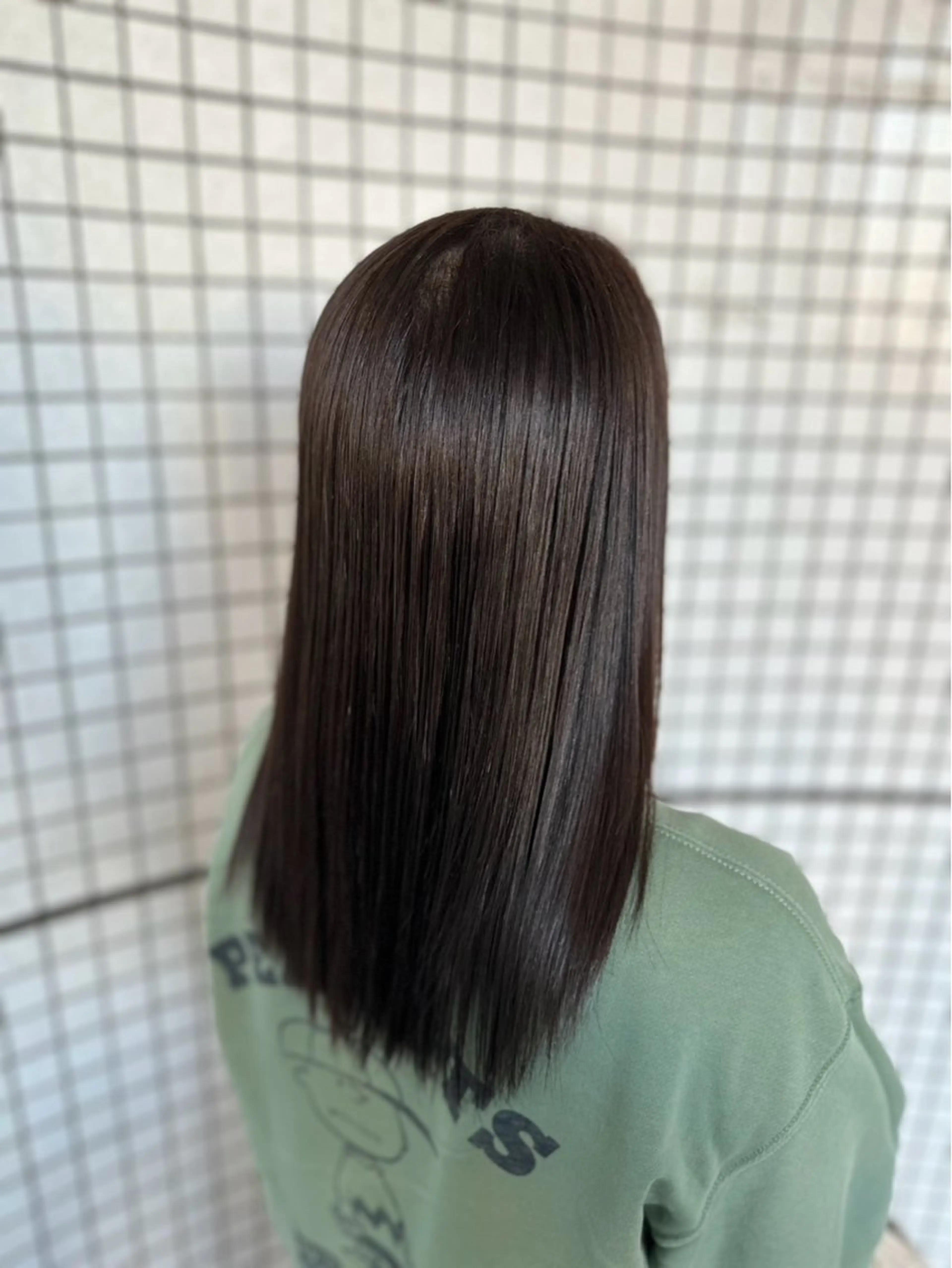 セミロング 髪質改善 飯富 信二のヘアスタイル
