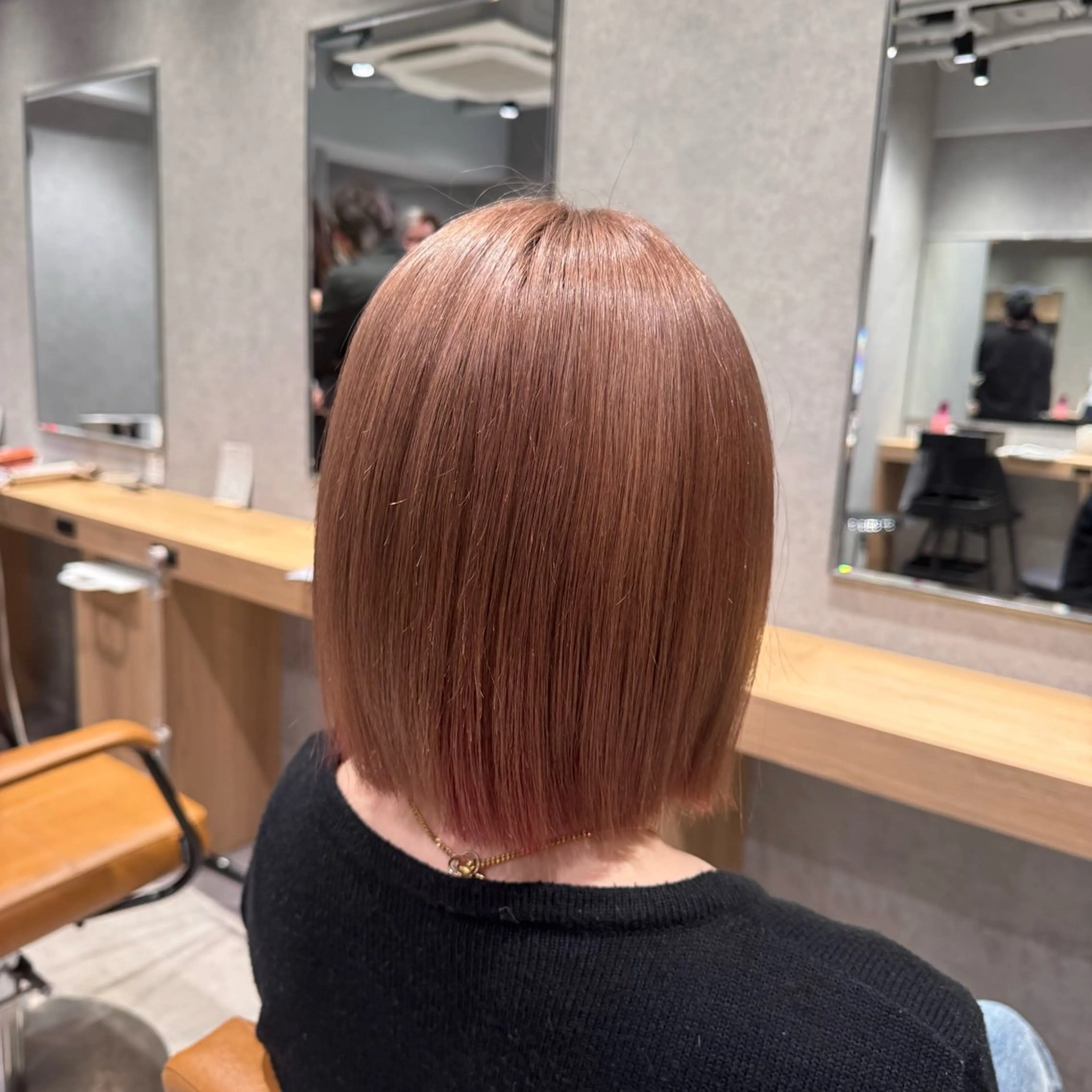 ショート ヘアカラー トリートメント ハイトーン/艶カラー /山岸 沙弥香のヘアスタイル