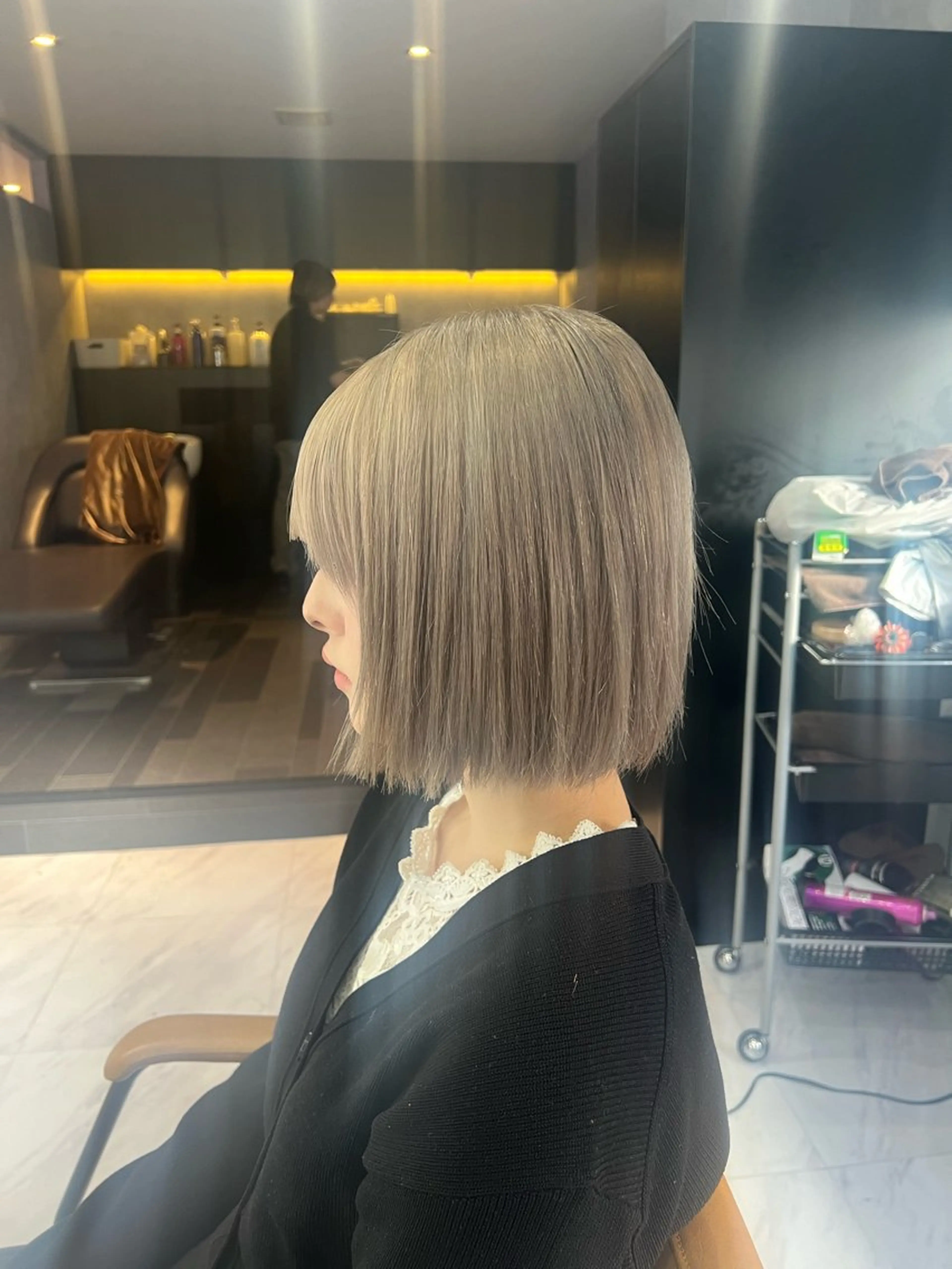 ショート カラー grow北千住店所属・ハイトーン✨最新髪質 改善👩ryuyaのヘアスタイル