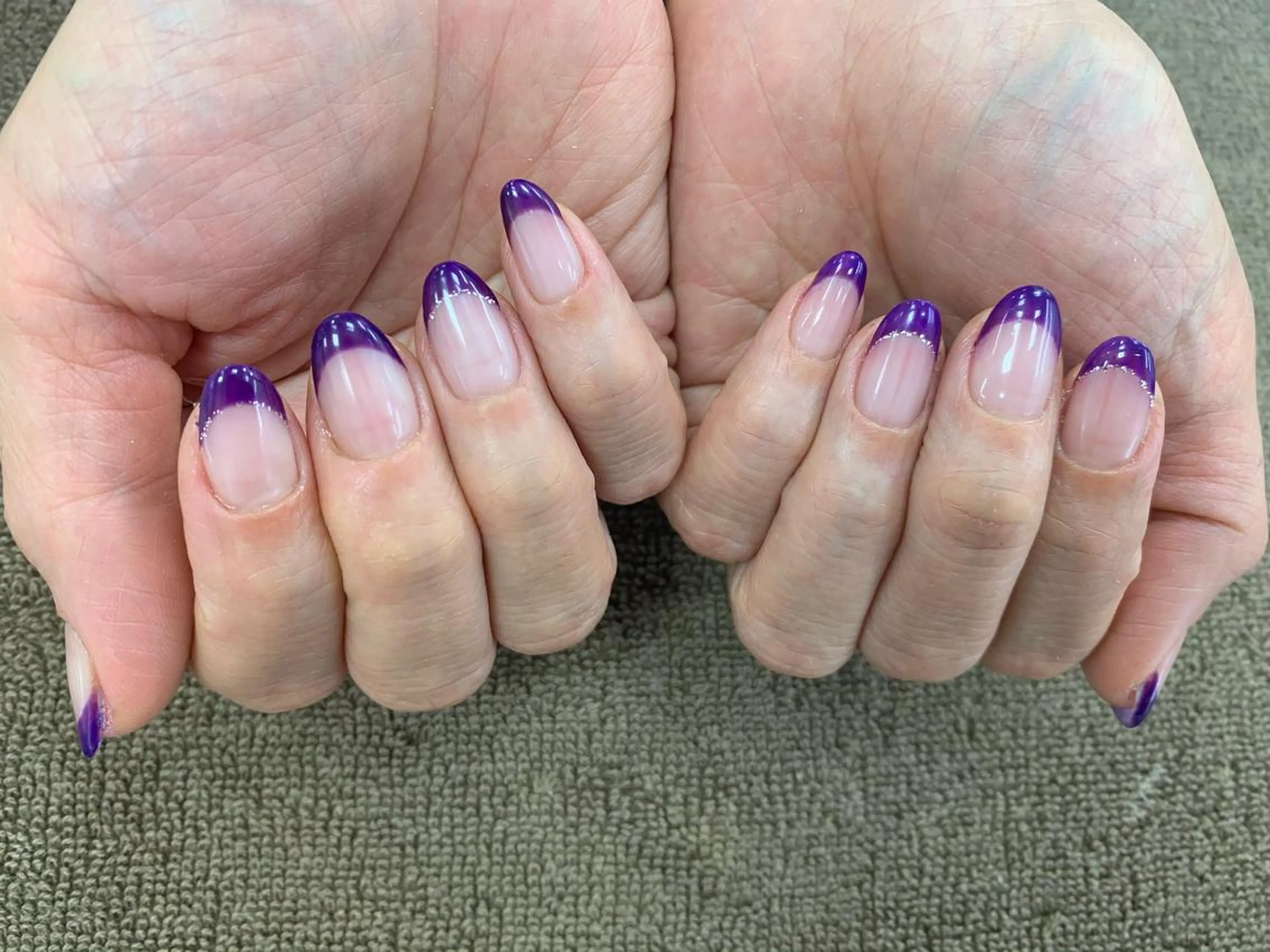 ネイル フレンチネイル ラメ(グリッター) シルバー Bianca KIKUTIHARAのネイルデザイン