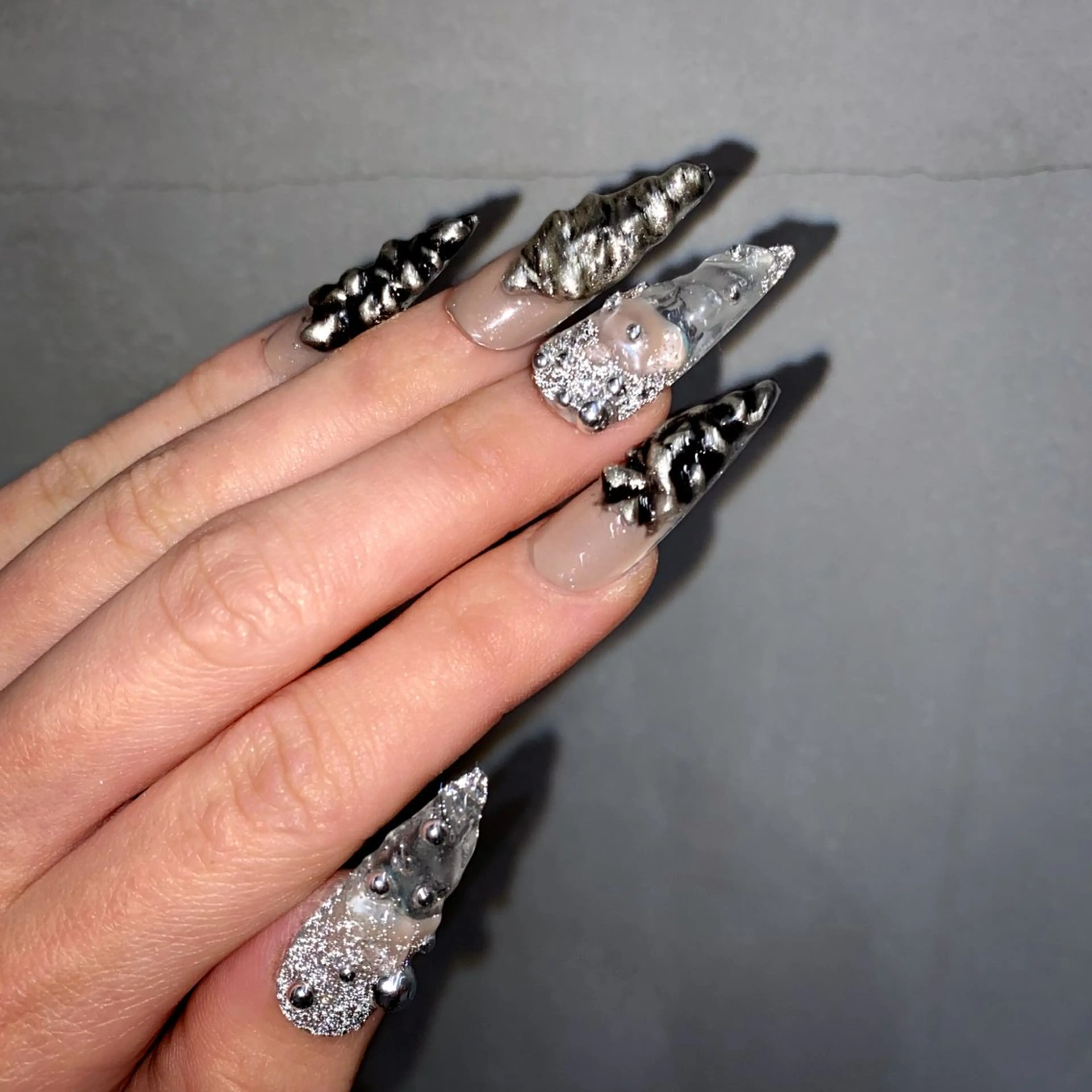 ネイル ハンドネイル ticro所属・海外ネイル💅🏼 yutsukIのネイルデザイン