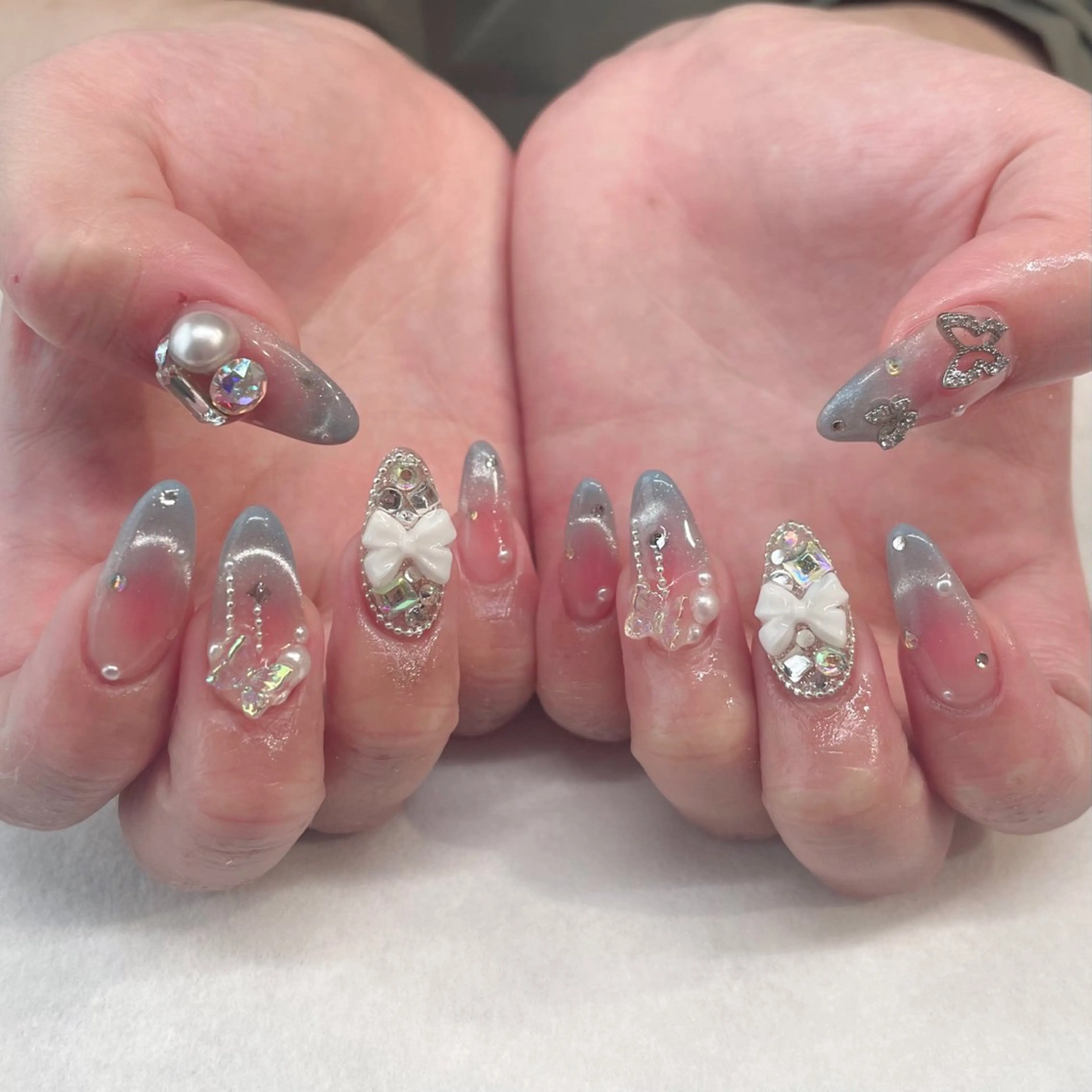 ネイル ハンドネイル 💎🐰 saki. m 🐰💎のネイルデザイン