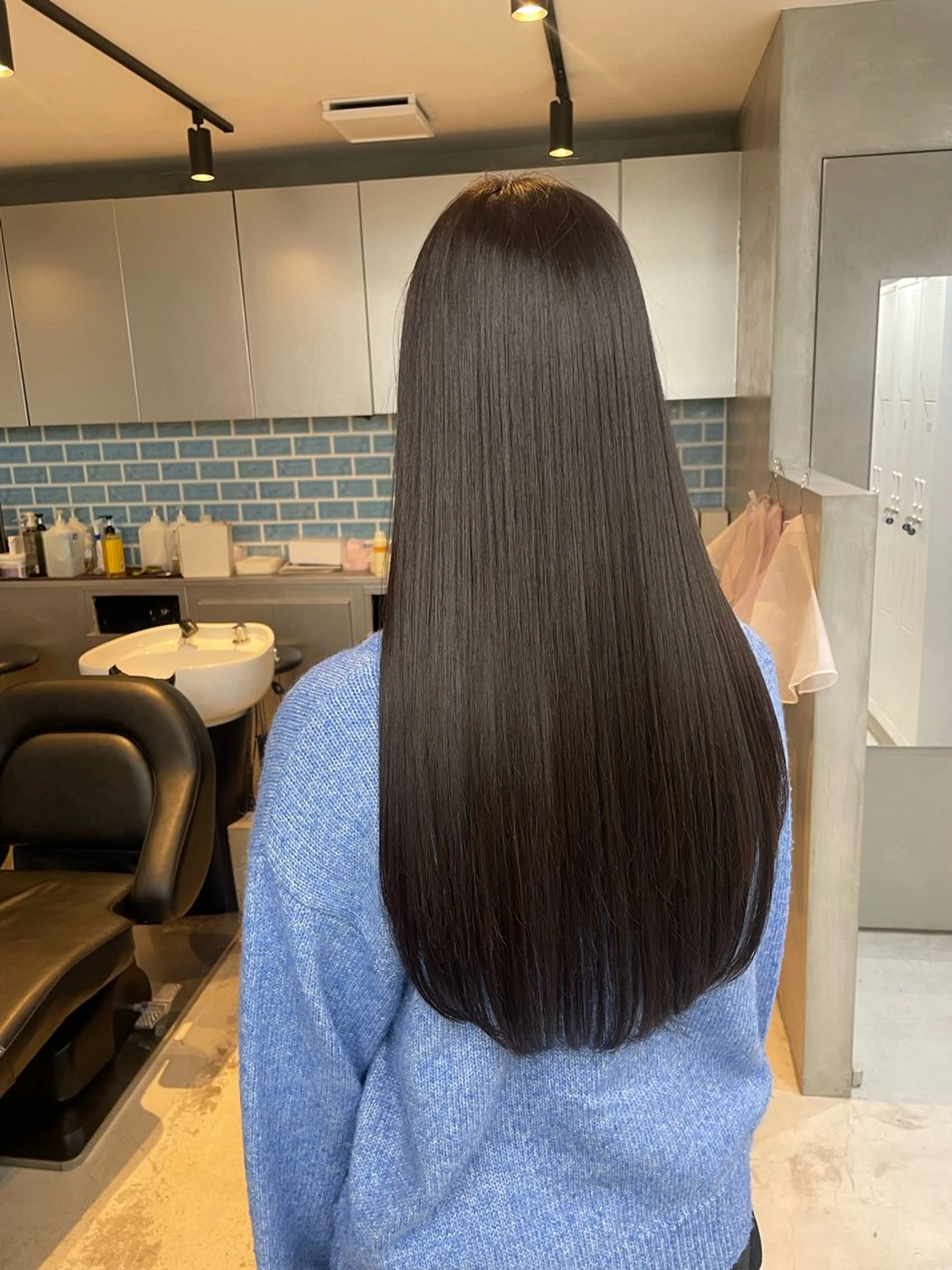 ロング 縮毛矯正 🐰ほのか /透明感カラーのヘアスタイル